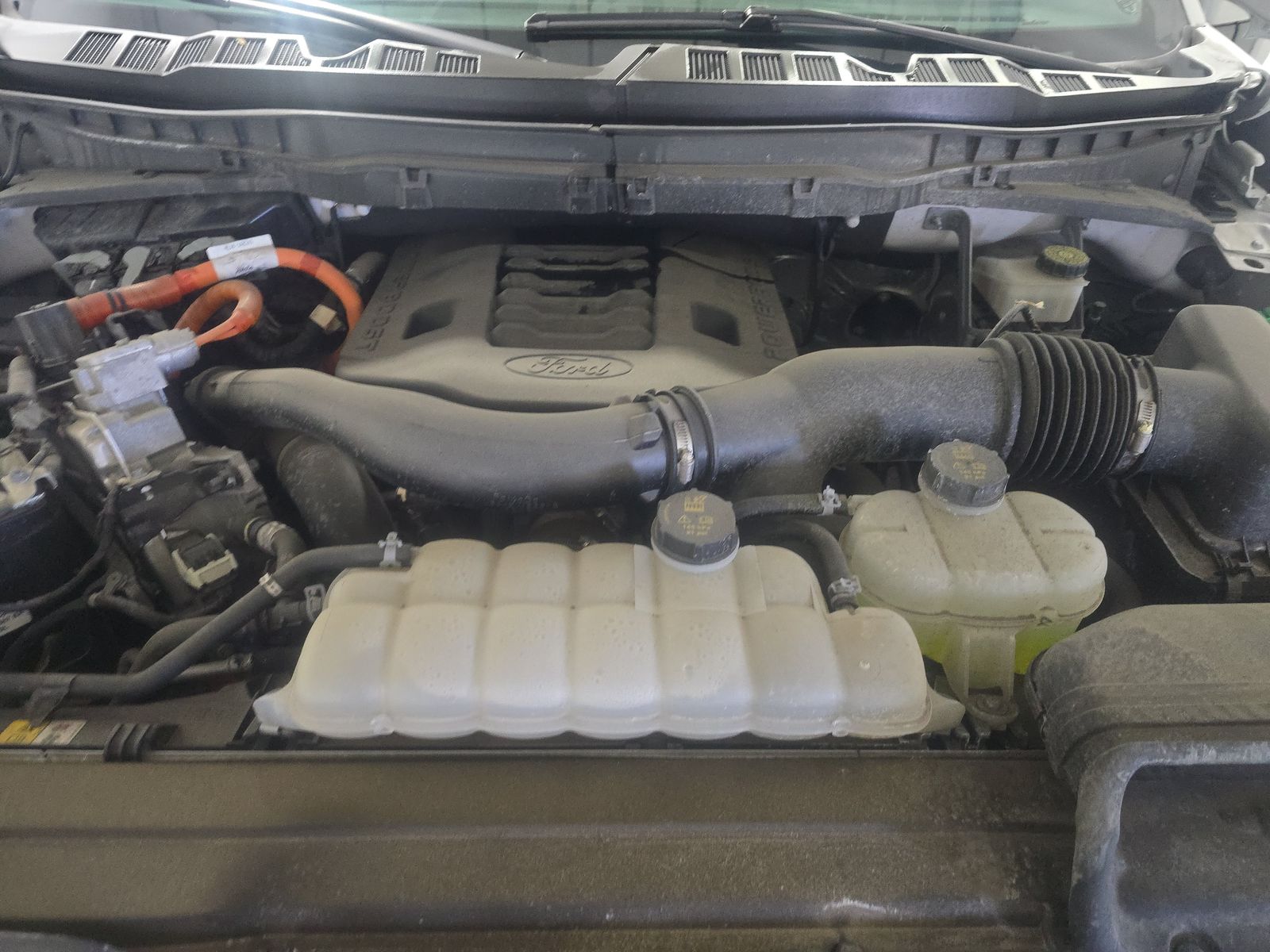 2023 Ford F-150 Hybrid Lariat AWD