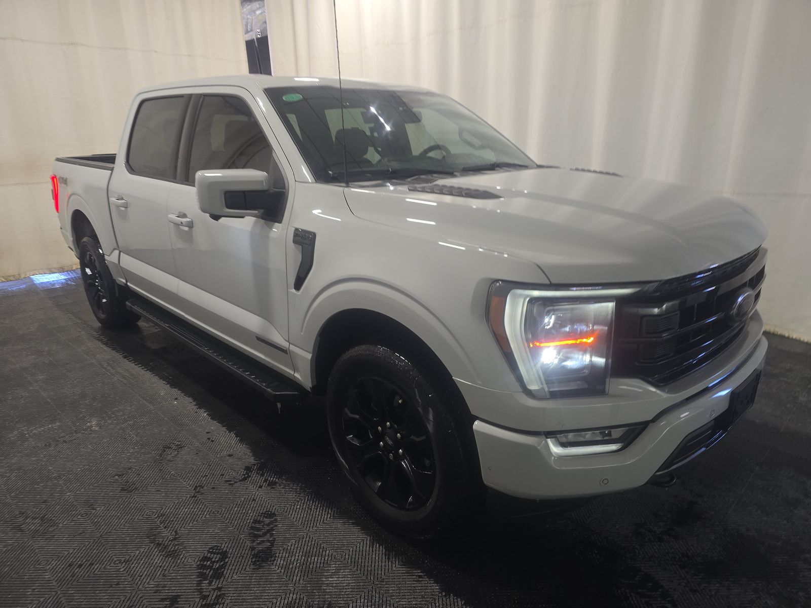 2023 Ford F-150 Hybrid Lariat AWD