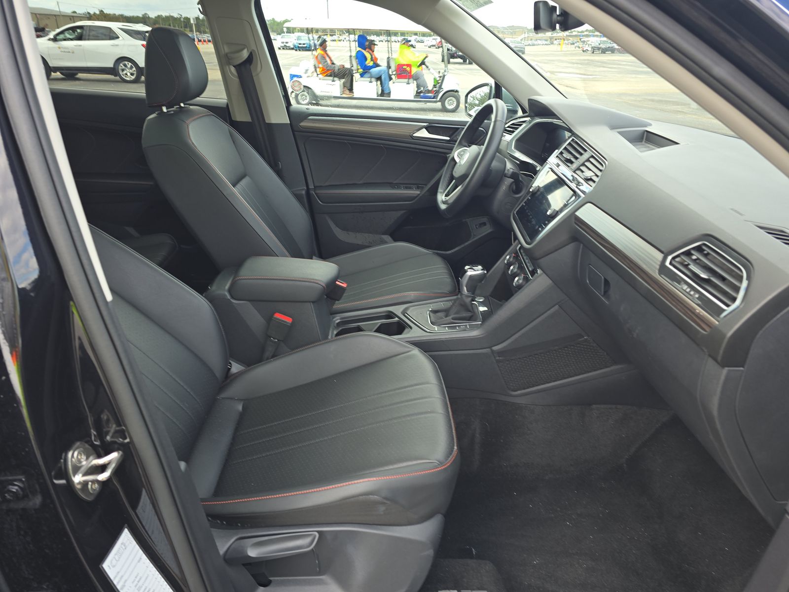 2024 Volkswagen Tiguan 2.0T Wolfsburg Edition FWD