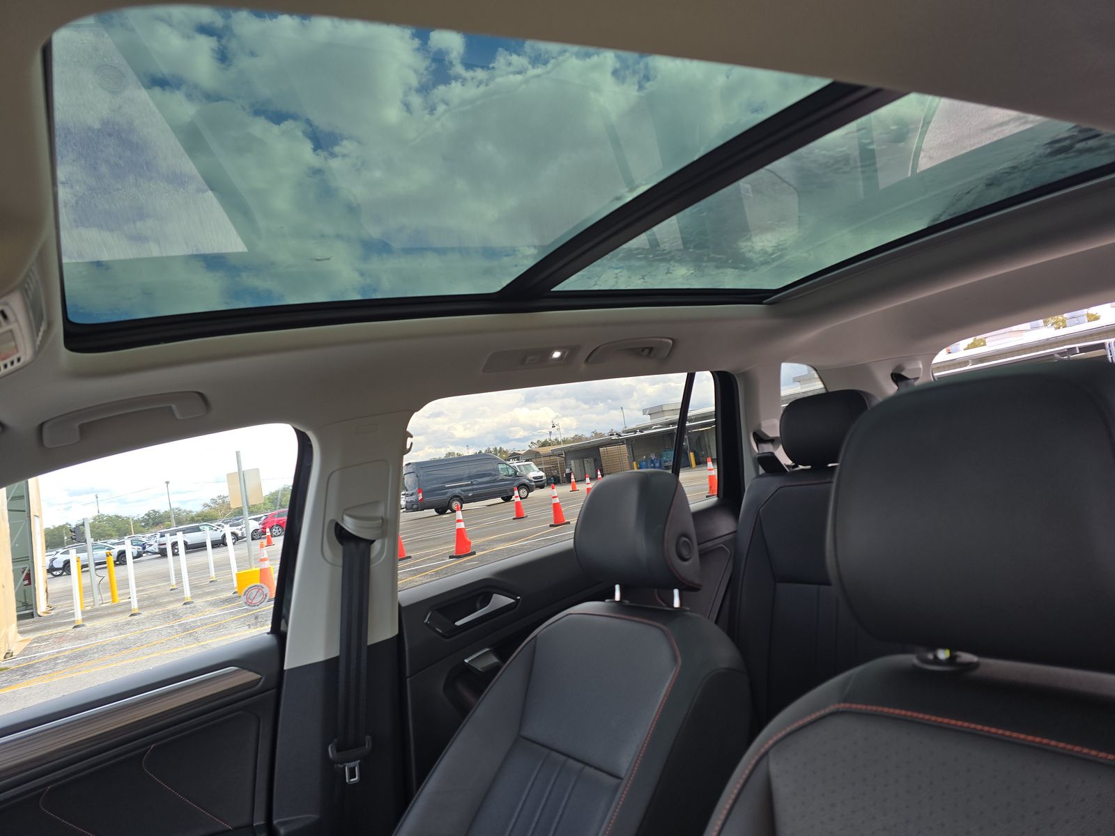 2024 Volkswagen Tiguan 2.0T Wolfsburg Edition FWD