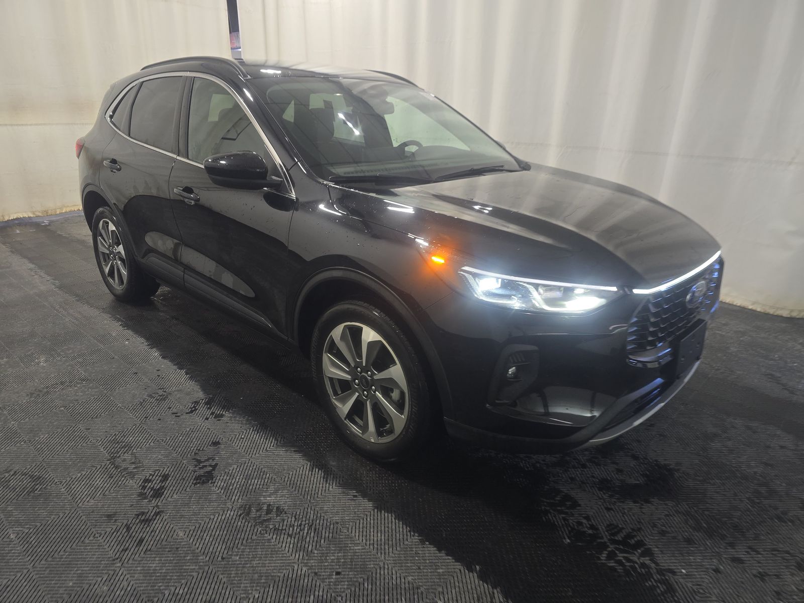 2025 Ford Escape Platinum AWD