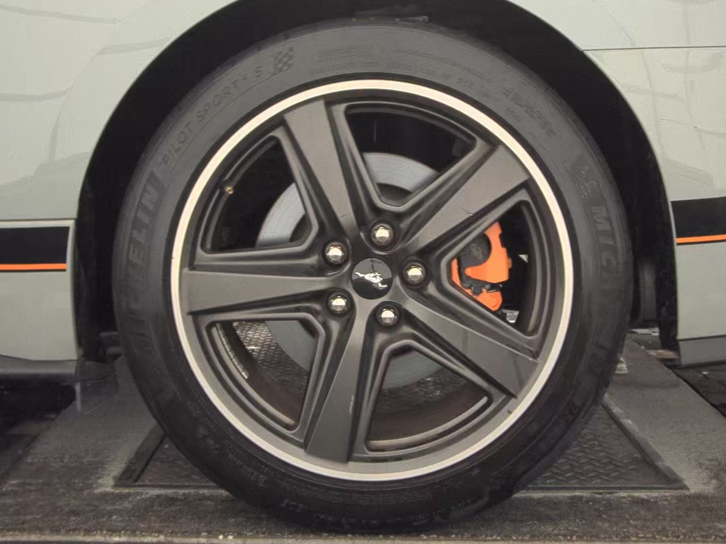 2023 Ford Mustang Mach 1 FWD