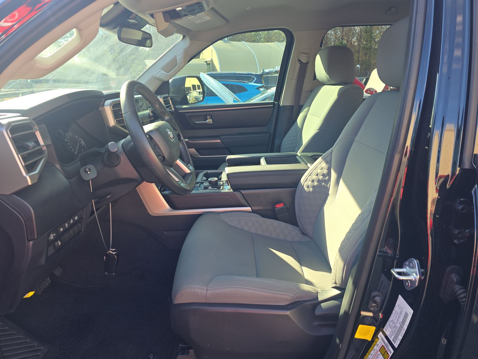 2024 Toyota Tundra SR5 AWD