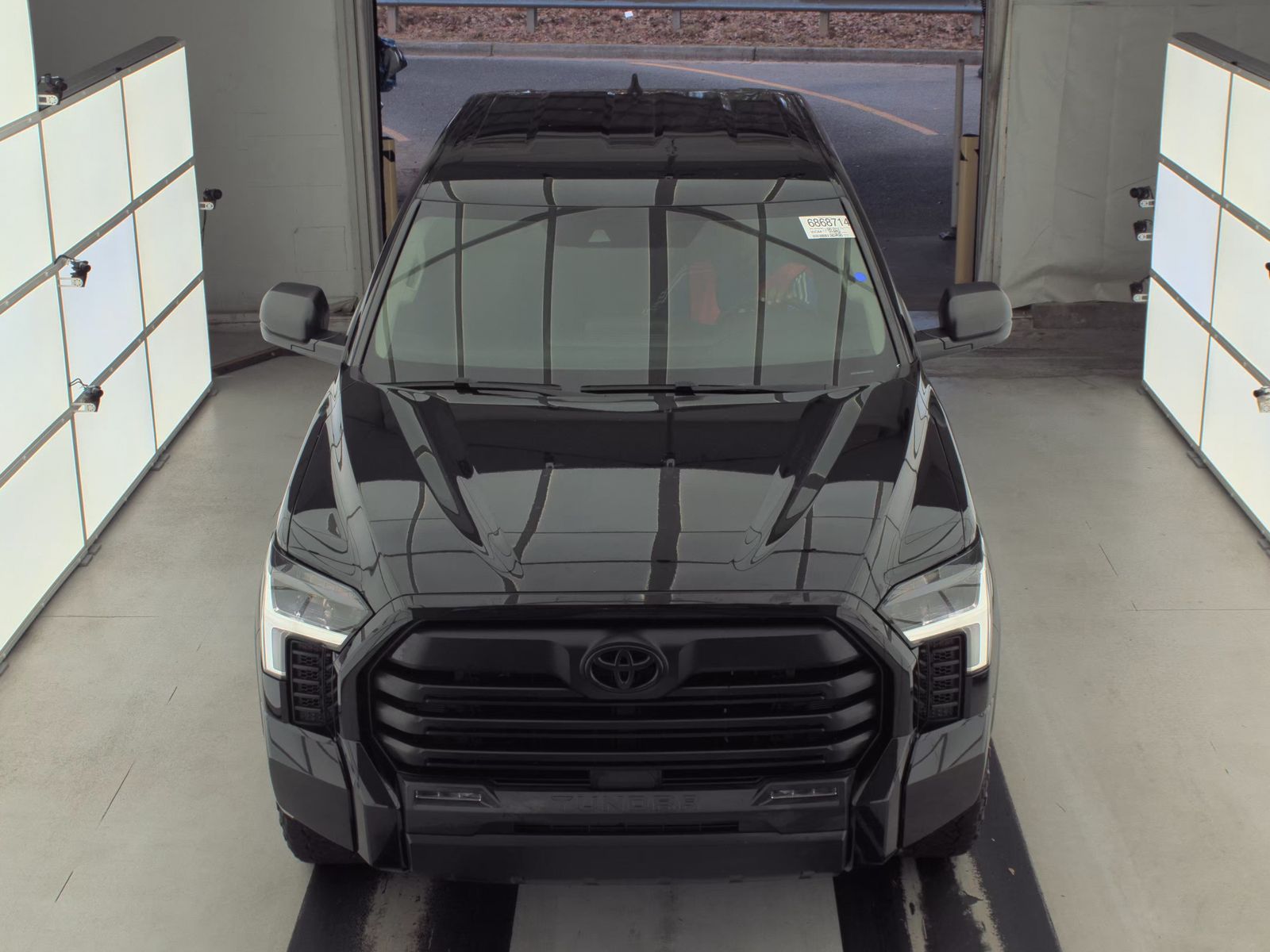 2024 Toyota Tundra SR5 AWD