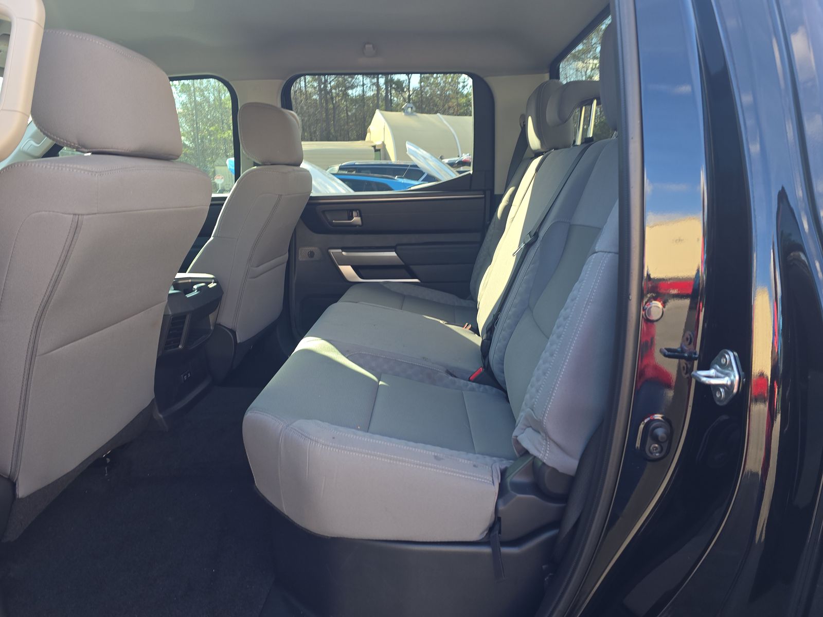 2024 Toyota Tundra SR5 AWD