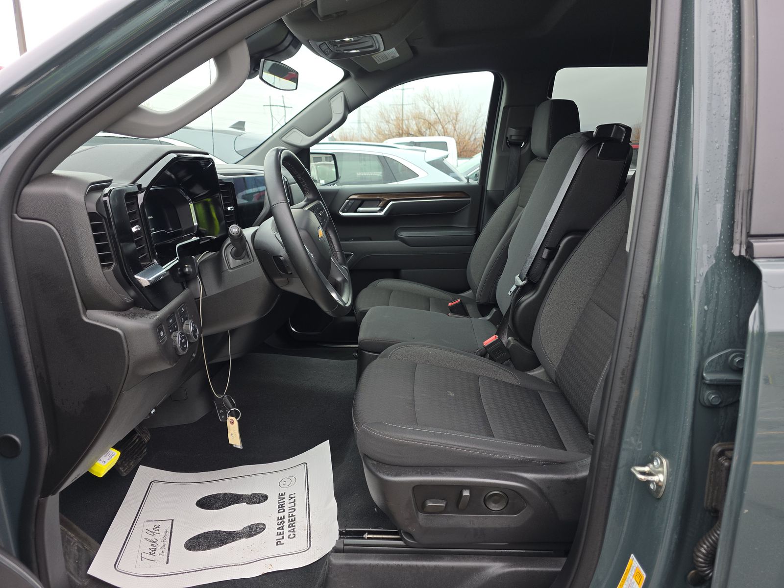 2025 Chevrolet Silverado 1500 LT AWD