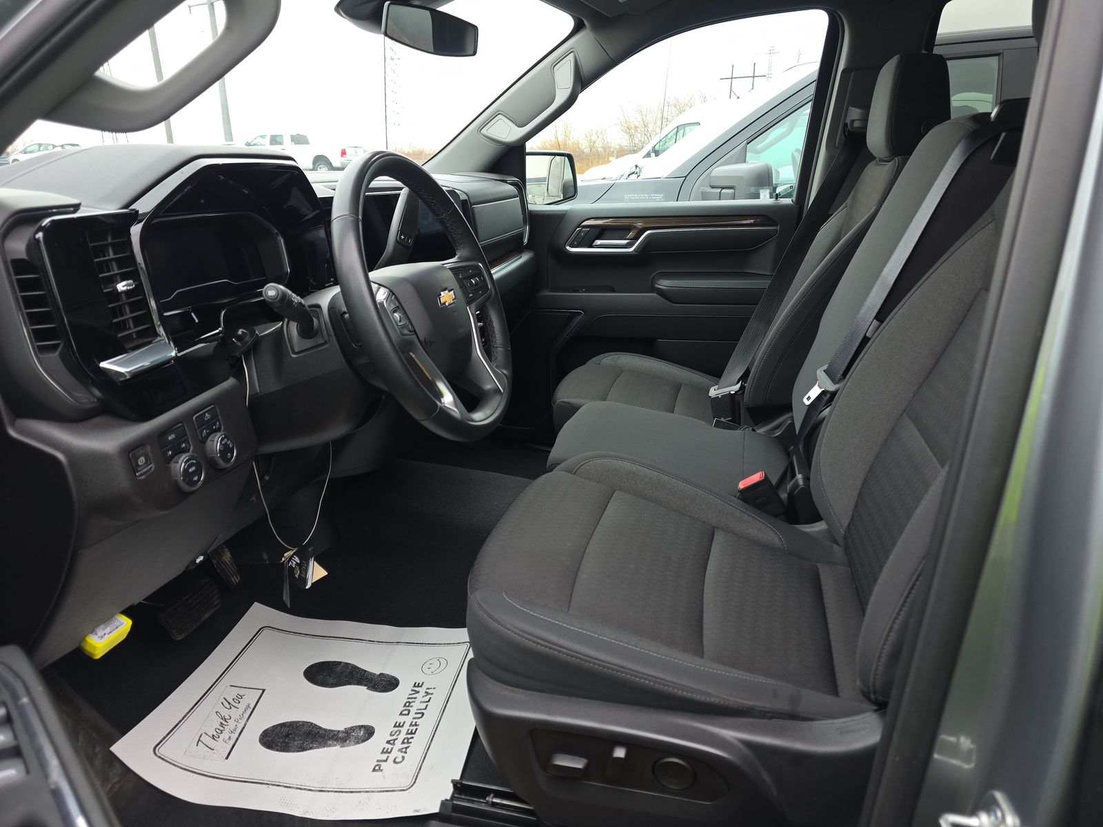 2025 Chevrolet Silverado 1500 LT AWD