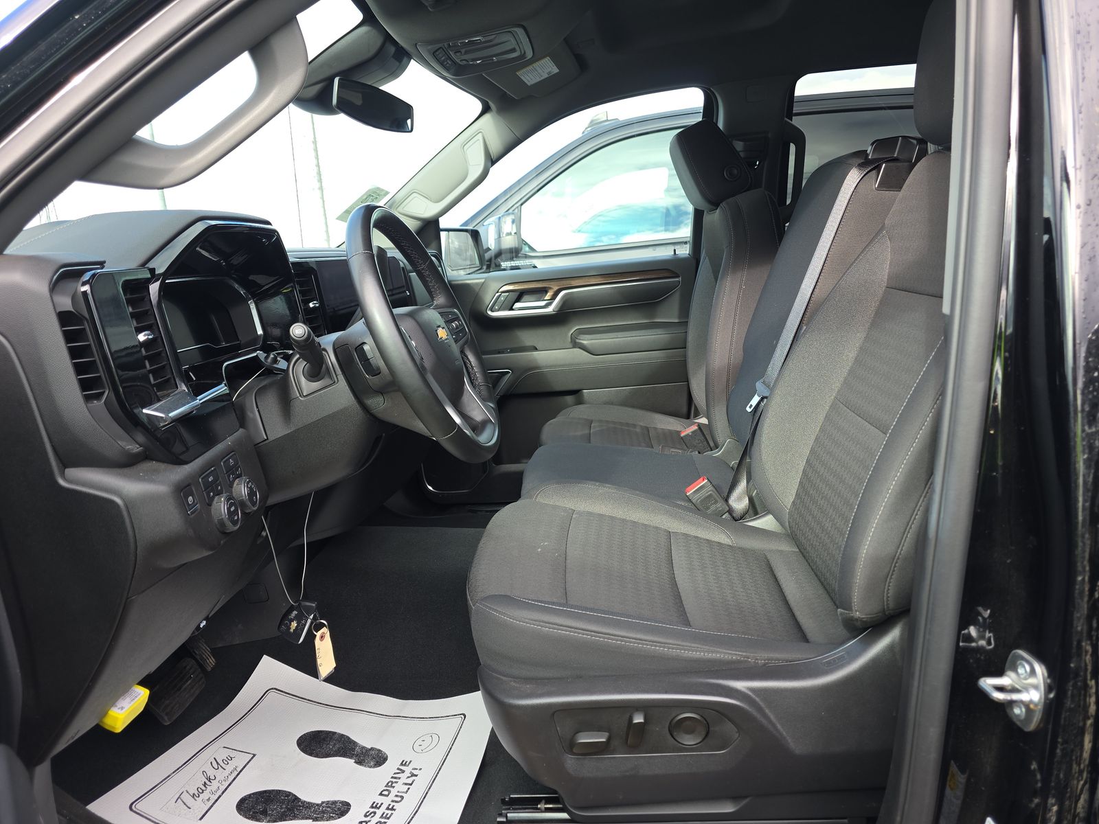 2025 Chevrolet Silverado 1500 LT AWD