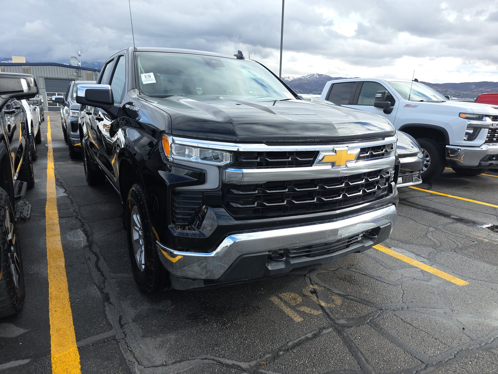 2025 Chevrolet Silverado 1500 LT AWD