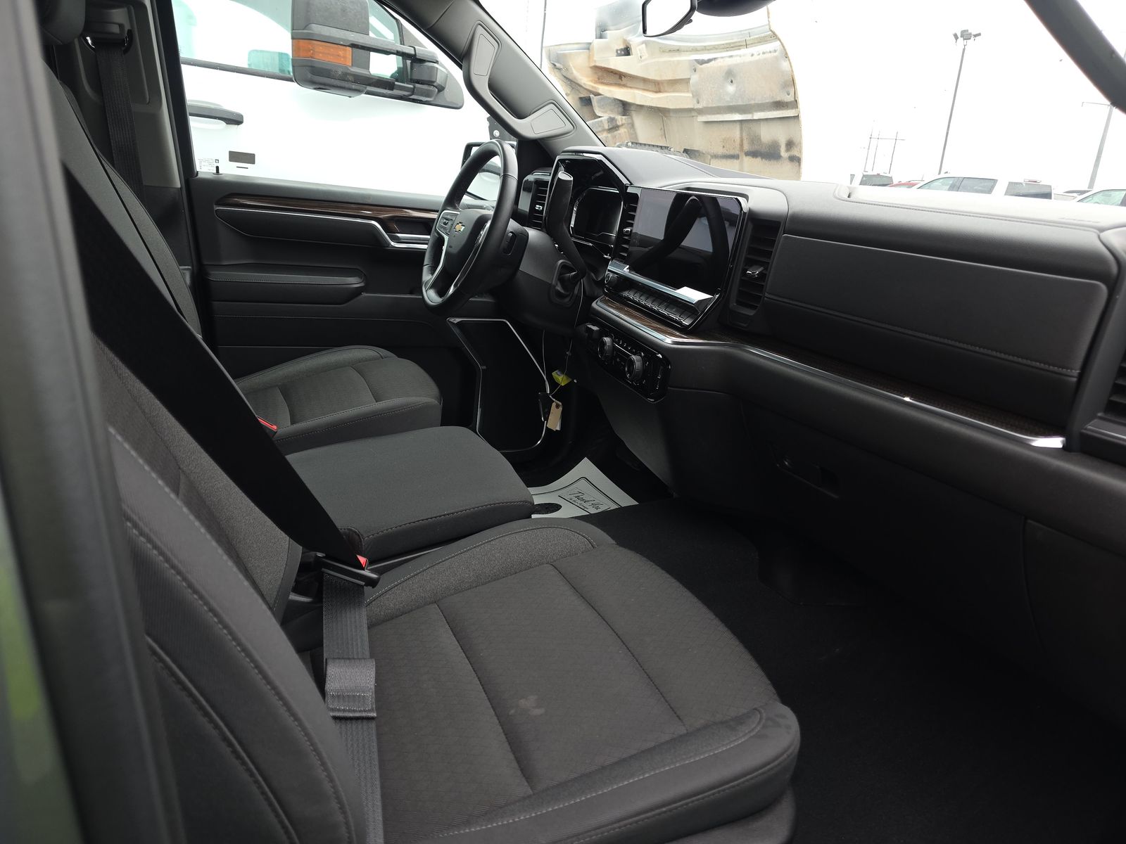 2025 Chevrolet Silverado 1500 LT AWD