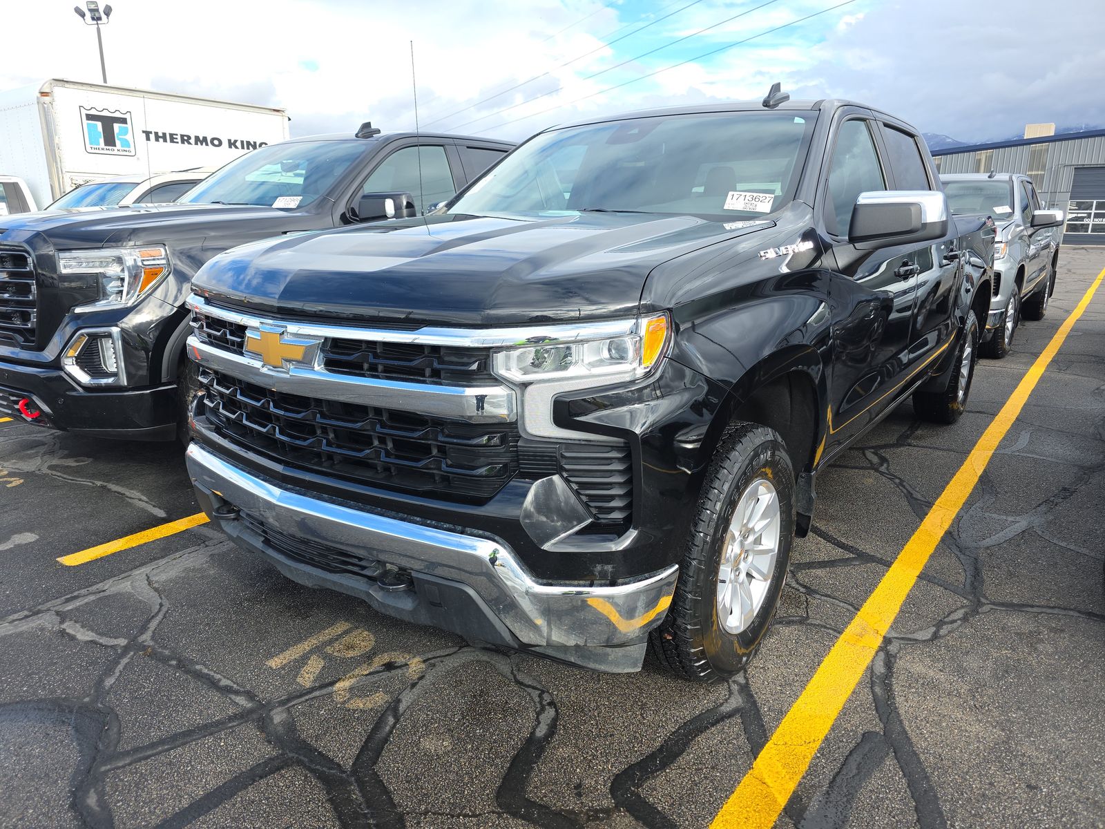 2025 Chevrolet Silverado 1500 LT AWD