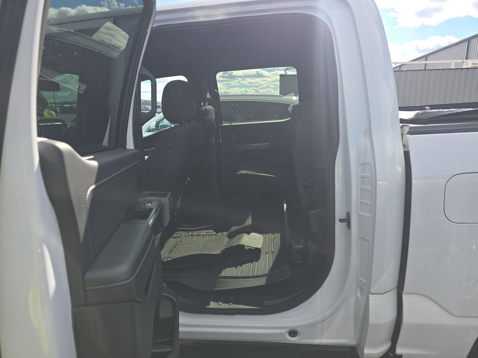 2023 Ford F-150 Hybrid XLT AWD