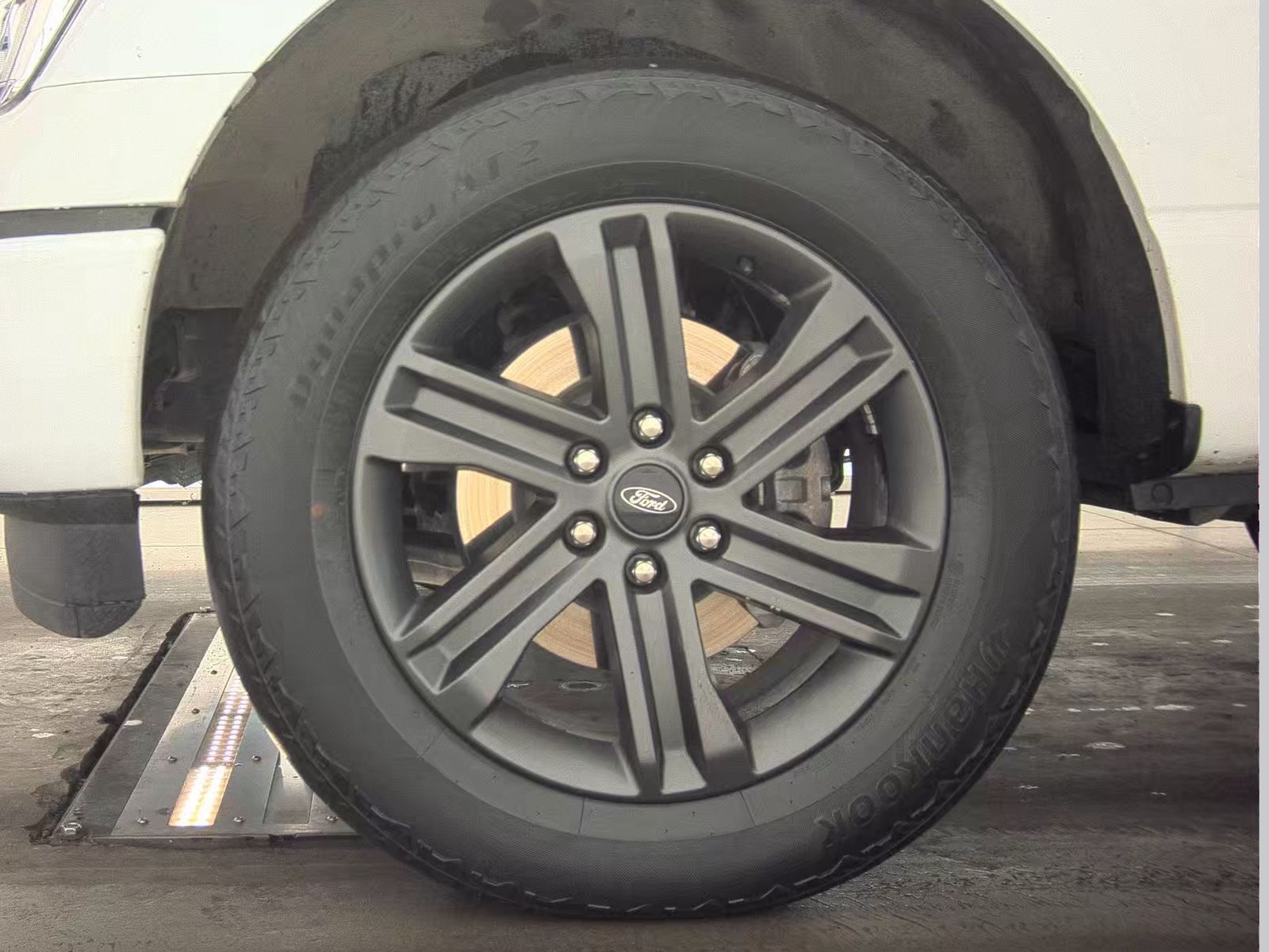 2023 Ford F-150 Hybrid XLT AWD