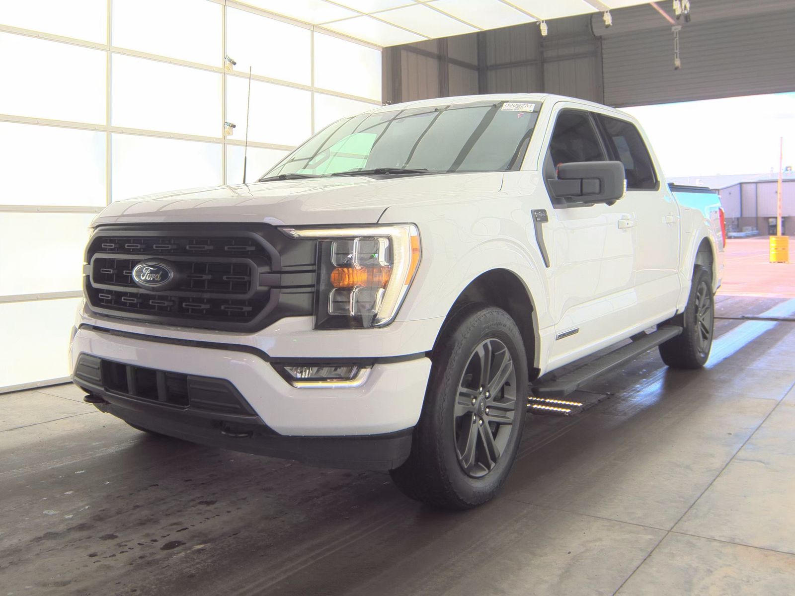 2023 Ford F-150 Hybrid XLT AWD