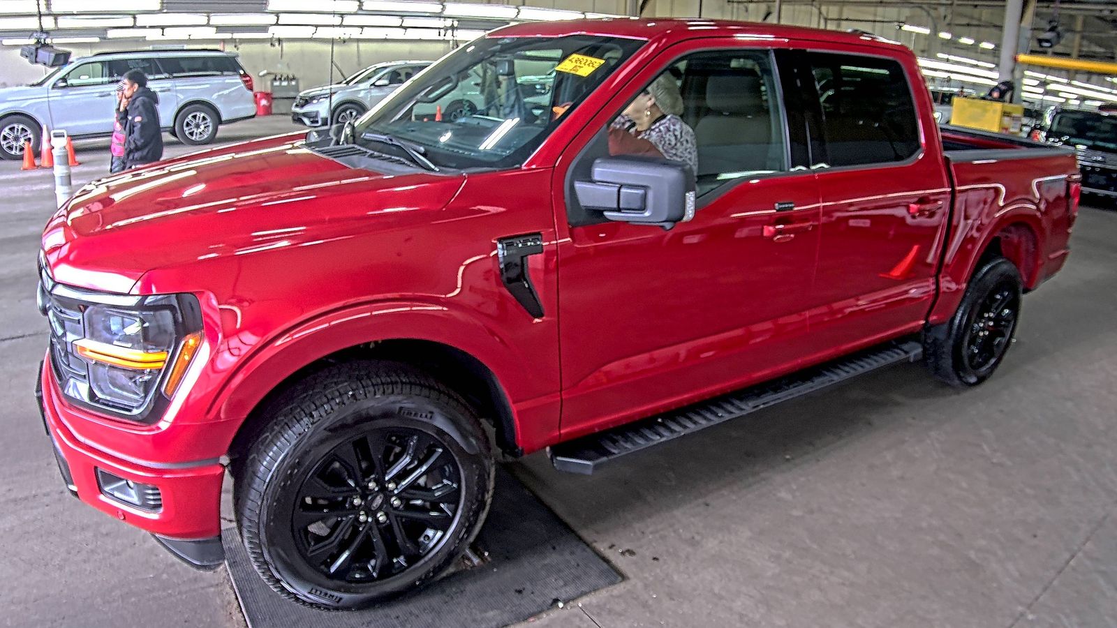 2025 Ford F-150 XLT AWD