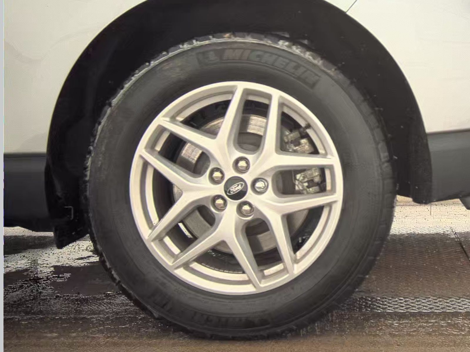 2023 Ford Edge SEL AWD