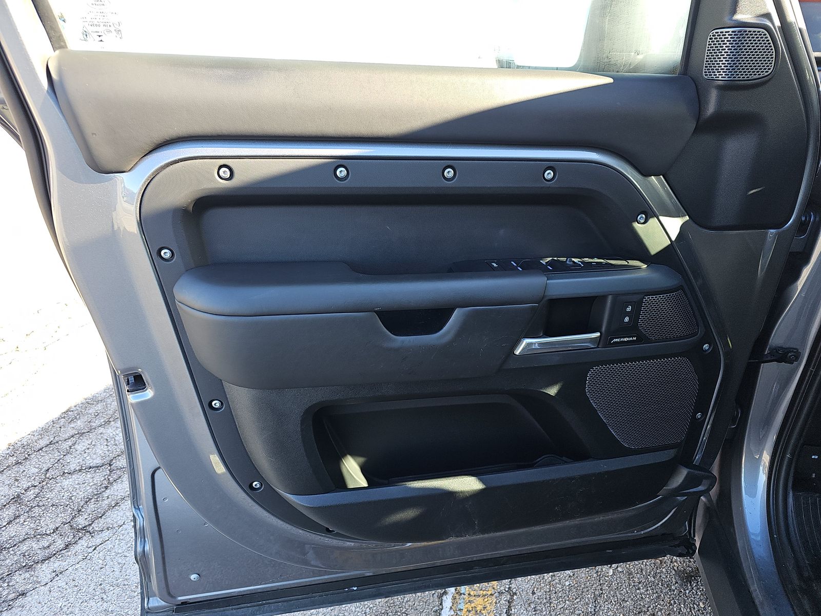 2024 Land Rover Defender 110 X-Dynamic SE AWD