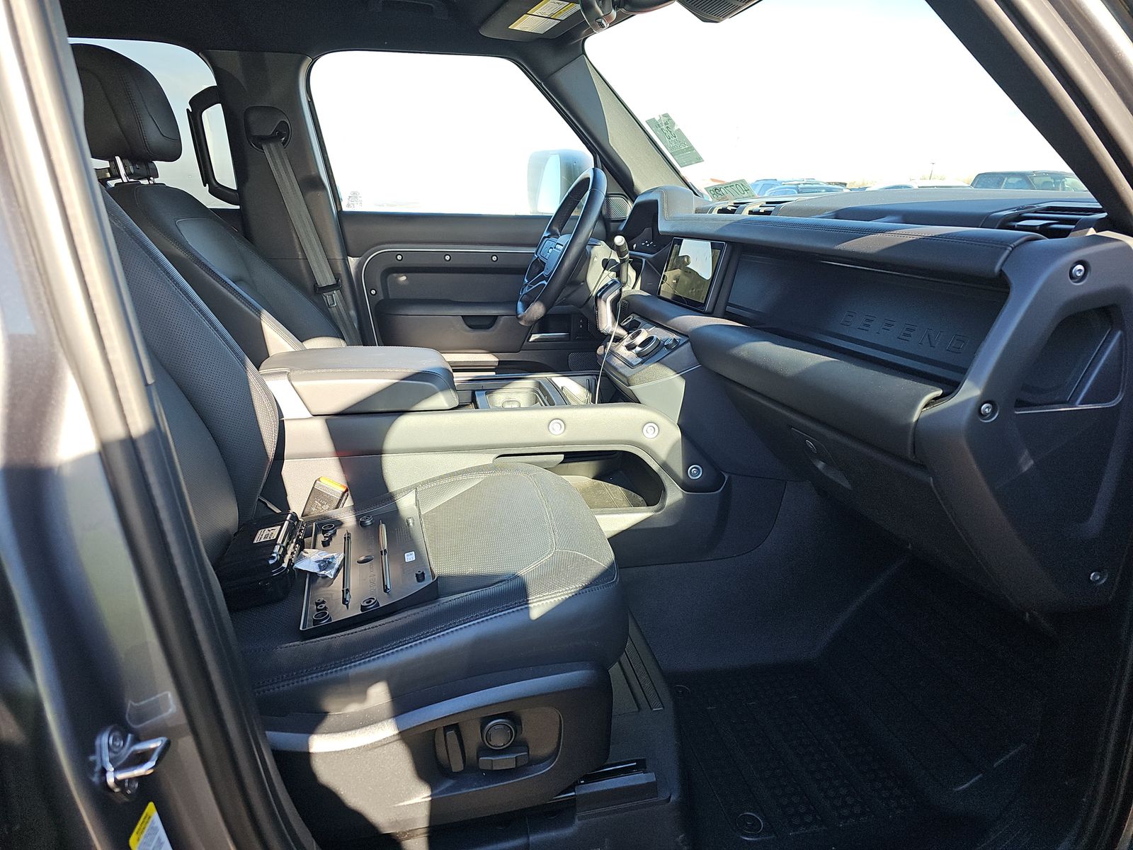 2024 Land Rover Defender 110 X-Dynamic SE AWD