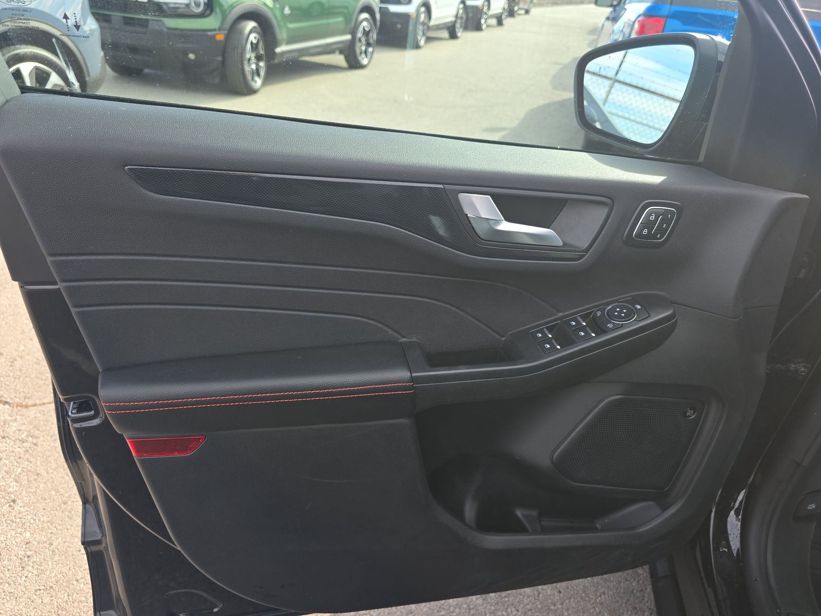 2025 Ford Escape Hybrid ST-Line Elite AWD