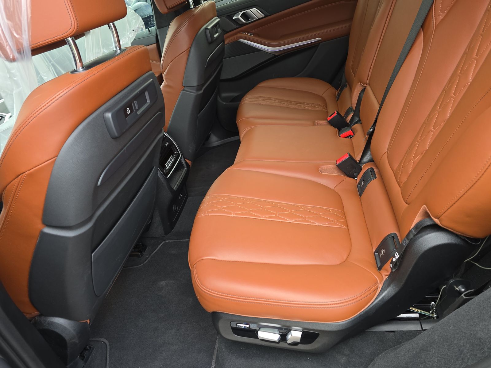 2022 BMW X7 M50i AWD