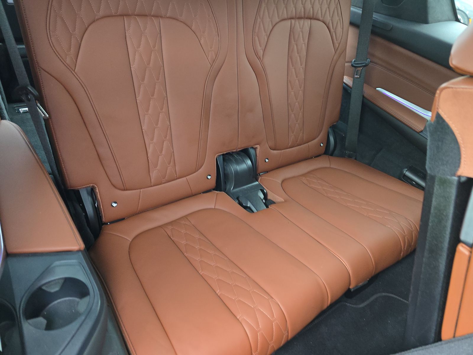 2022 BMW X7 M50i AWD