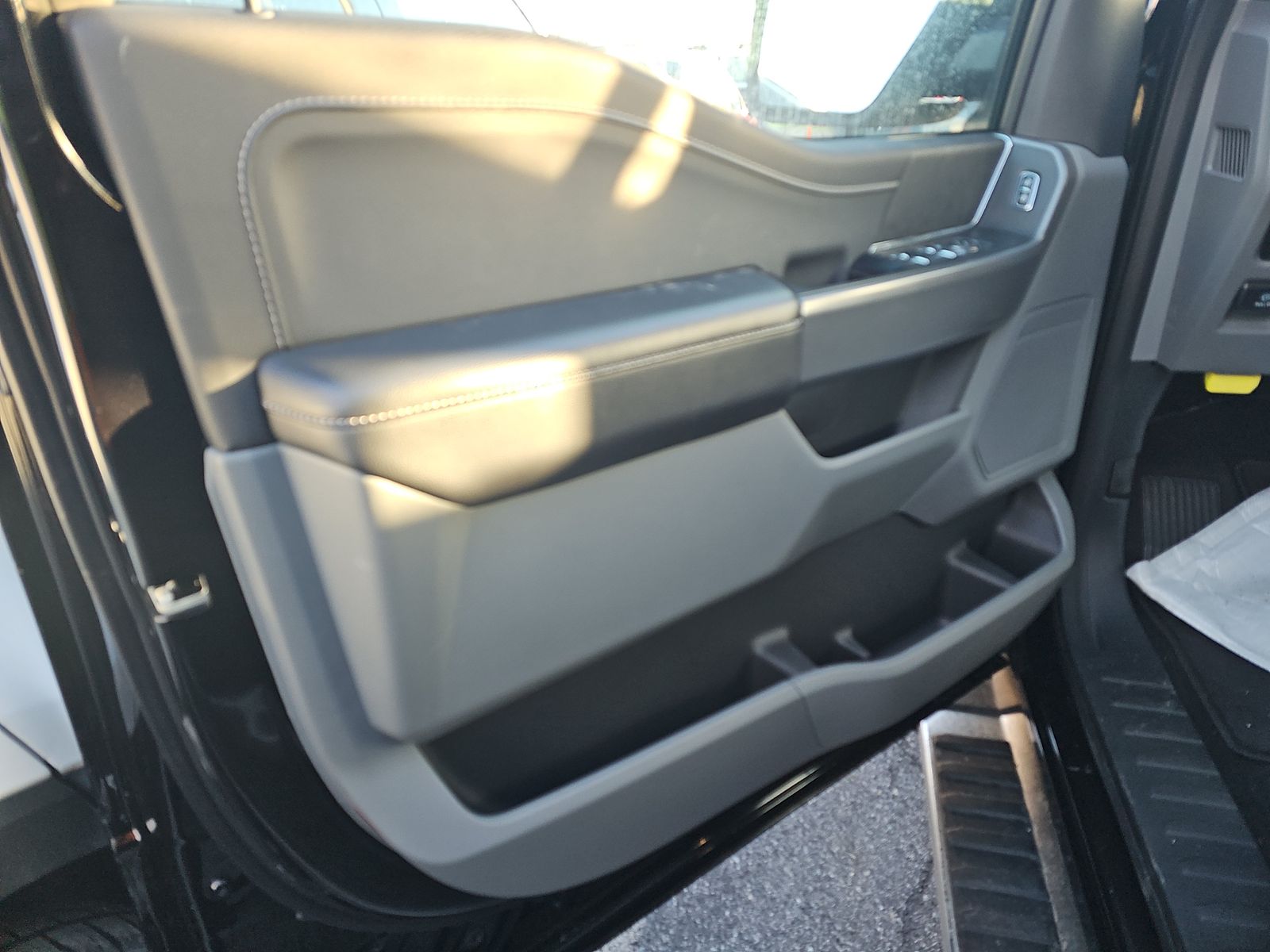 2025 Ford F-150 XLT AWD