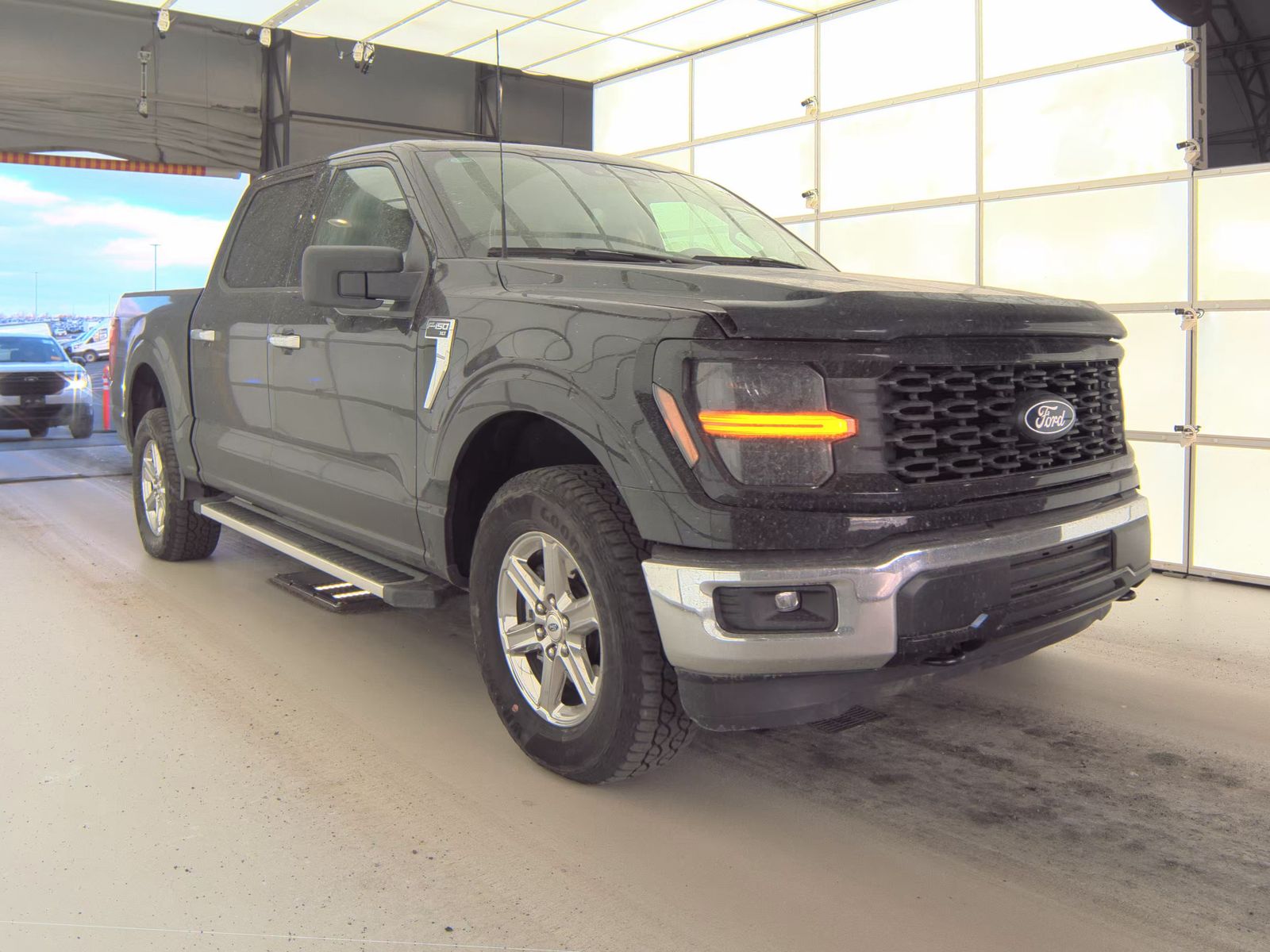 2025 Ford F-150 XLT AWD