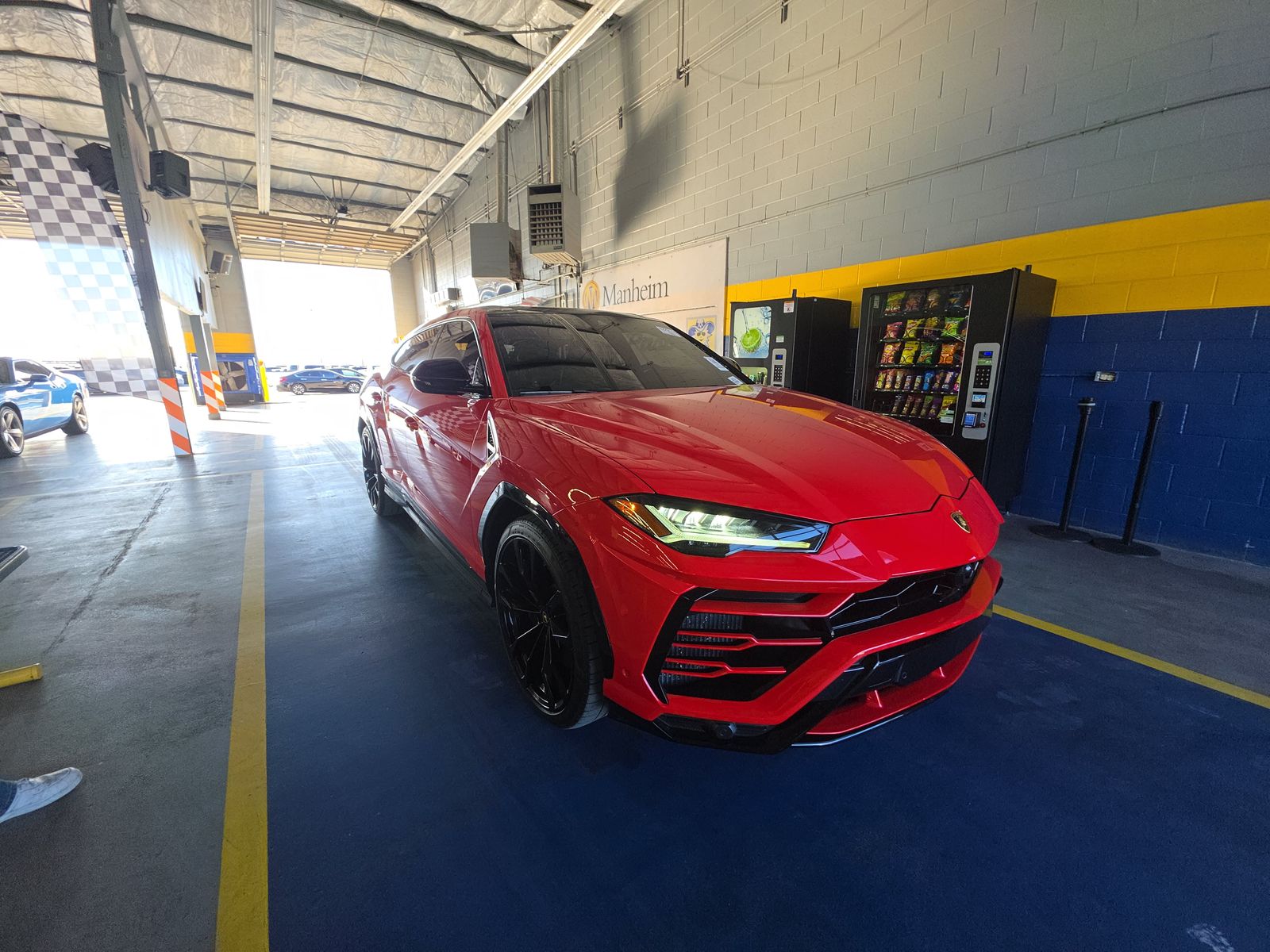 2020 Lamborghini Urus Base AWD