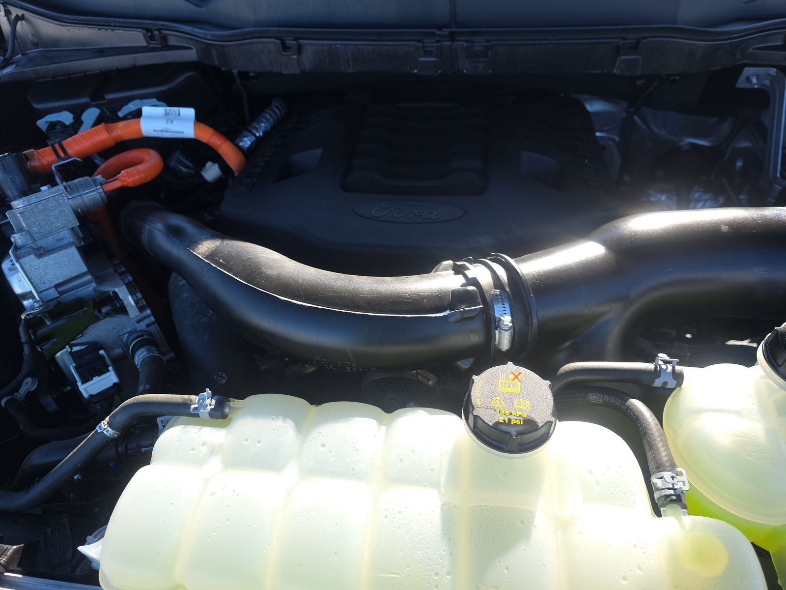 2022 Ford F-150 Hybrid Lariat AWD