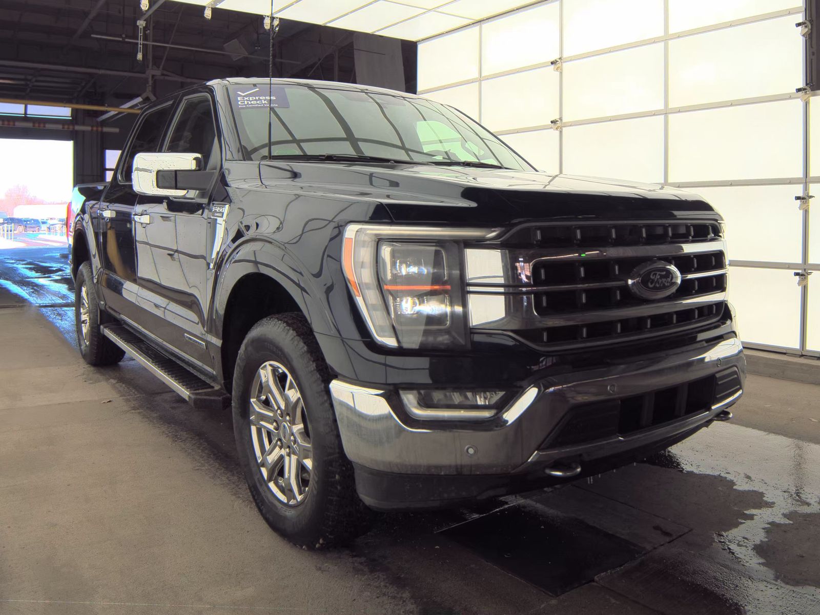 2022 Ford F-150 Hybrid Lariat AWD