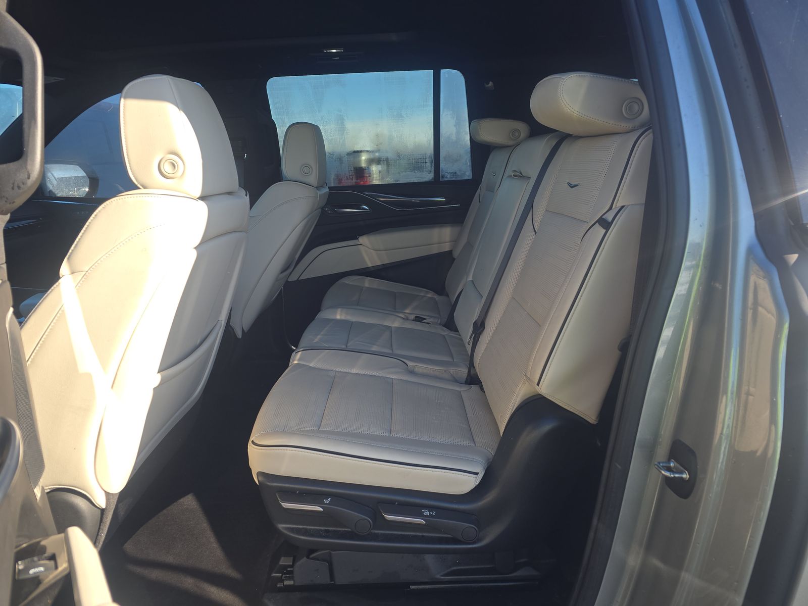 2024 Cadillac Escalade ESV Sport AWD