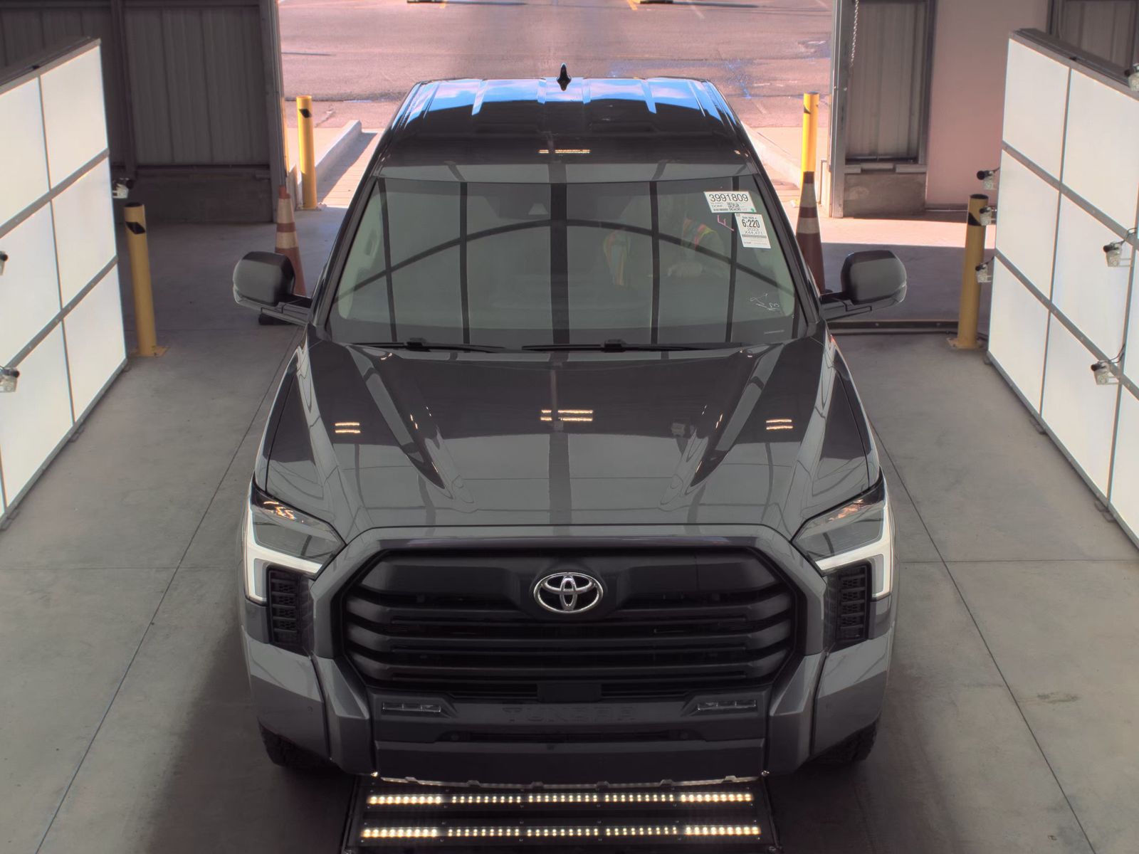 2023 Toyota Tundra SR5 AWD