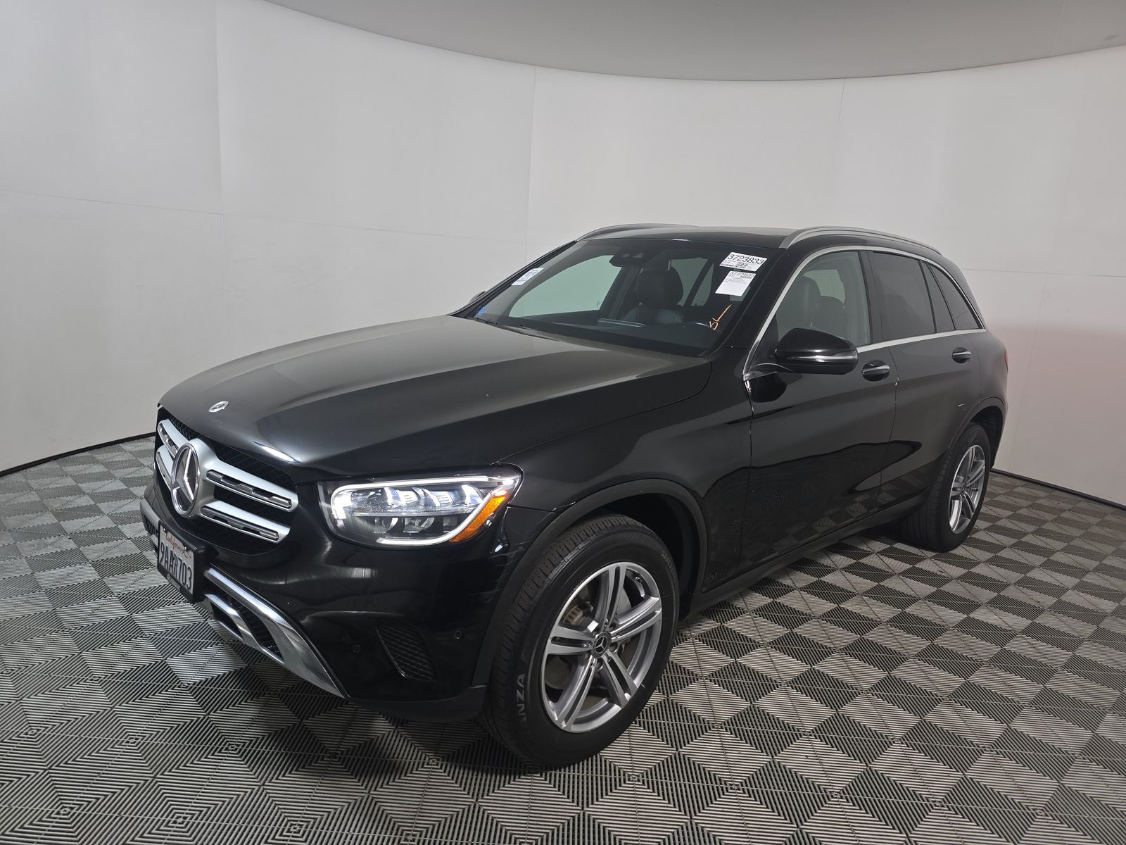 2022 Mercedes-Benz GLC 300