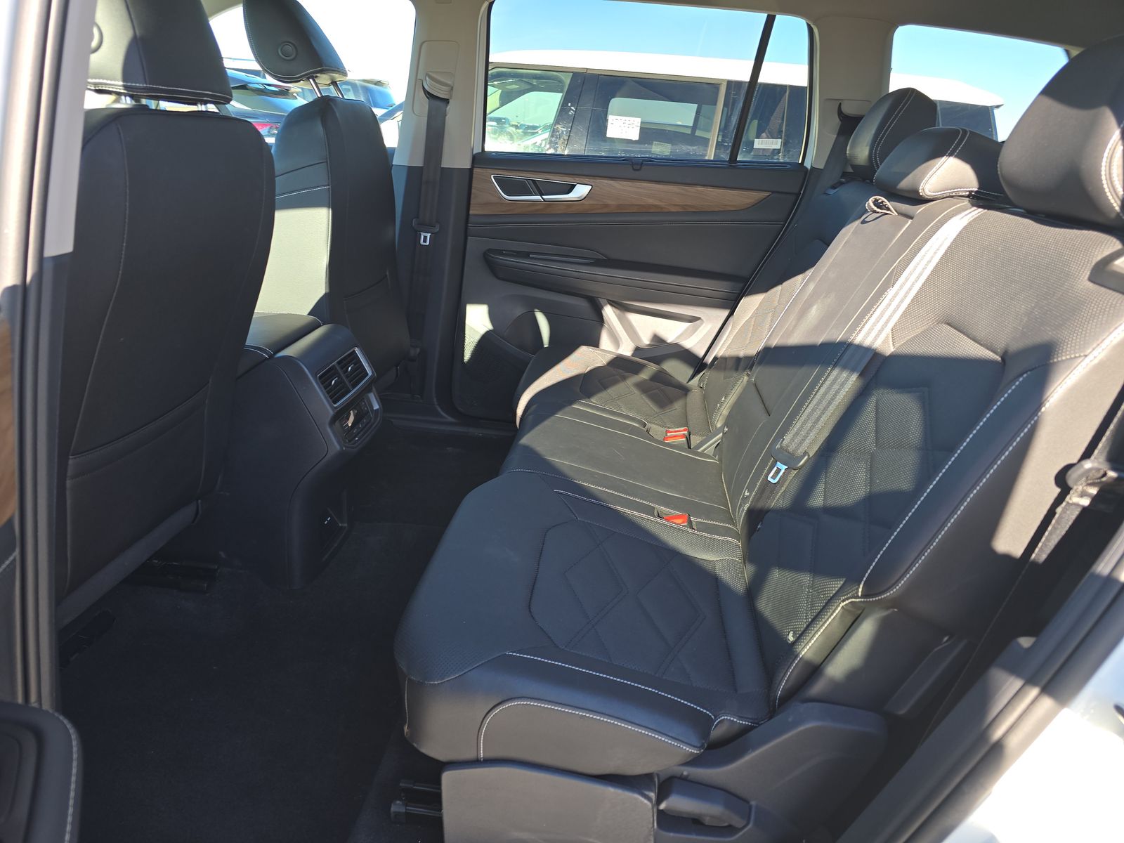 2025 Volkswagen Atlas 2.0T SE AWD