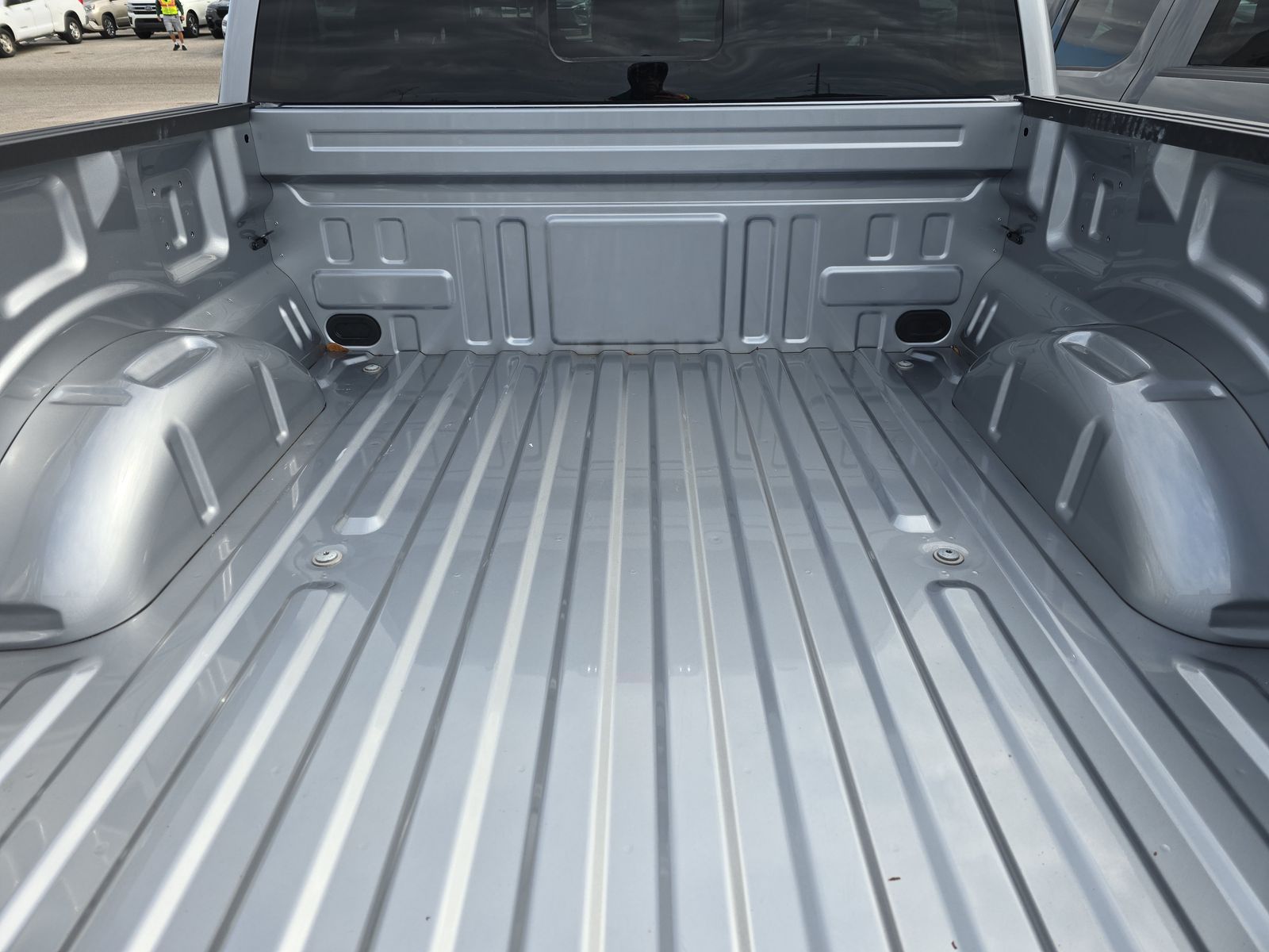 2025 Ford F-150 Hybrid Lariat AWD