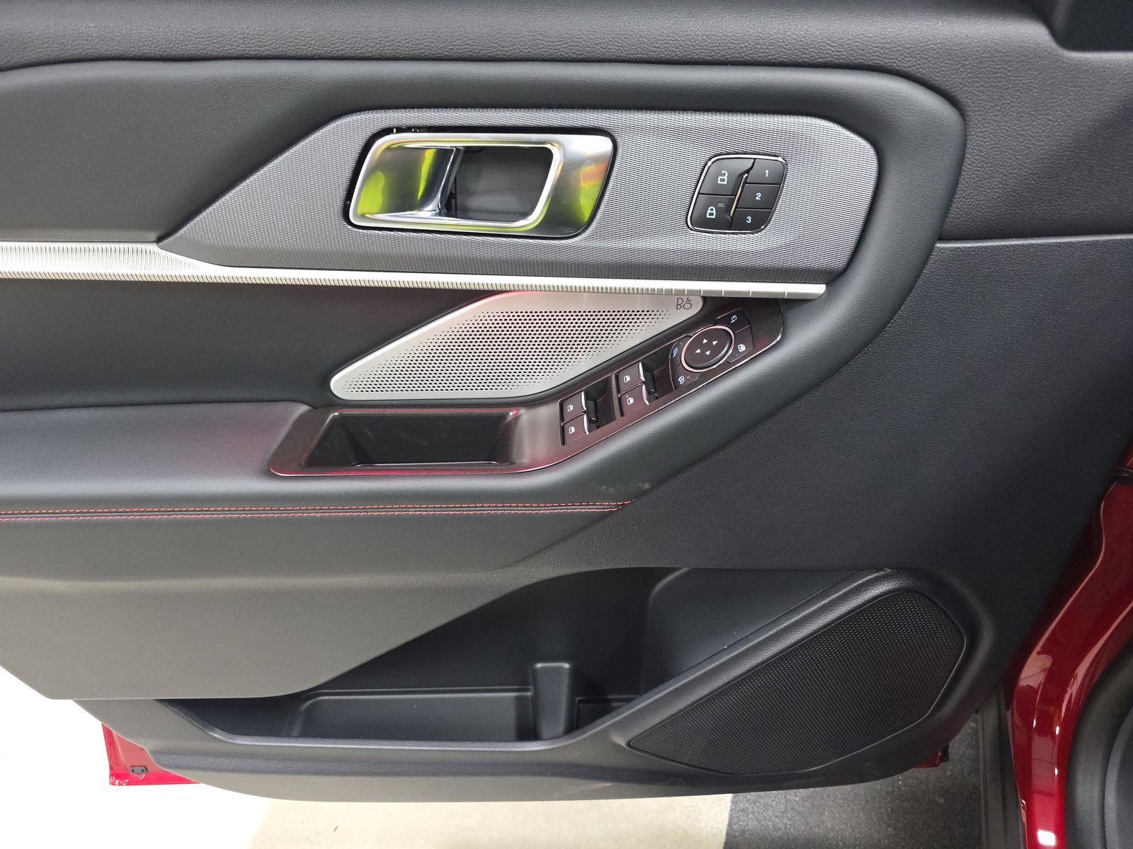 2025 Ford Explorer ST AWD