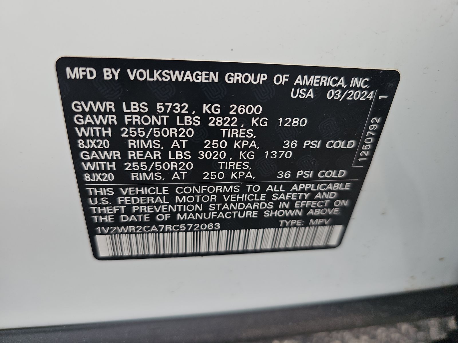 2024 Volkswagen Atlas 2.0T SE FWD