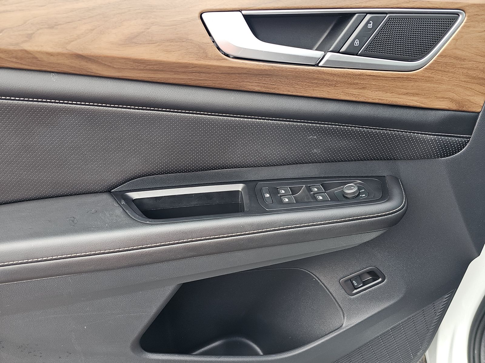 2024 Volkswagen Atlas 2.0T SE FWD