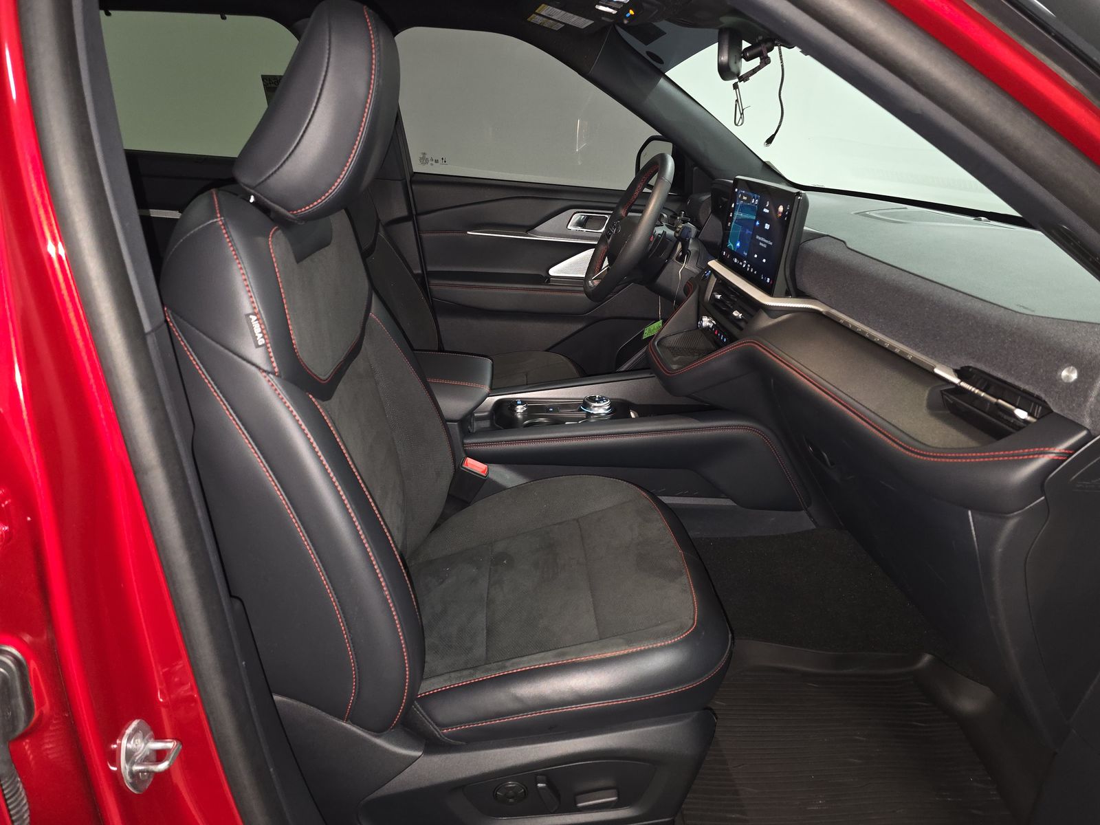 2025 Ford Explorer ST AWD