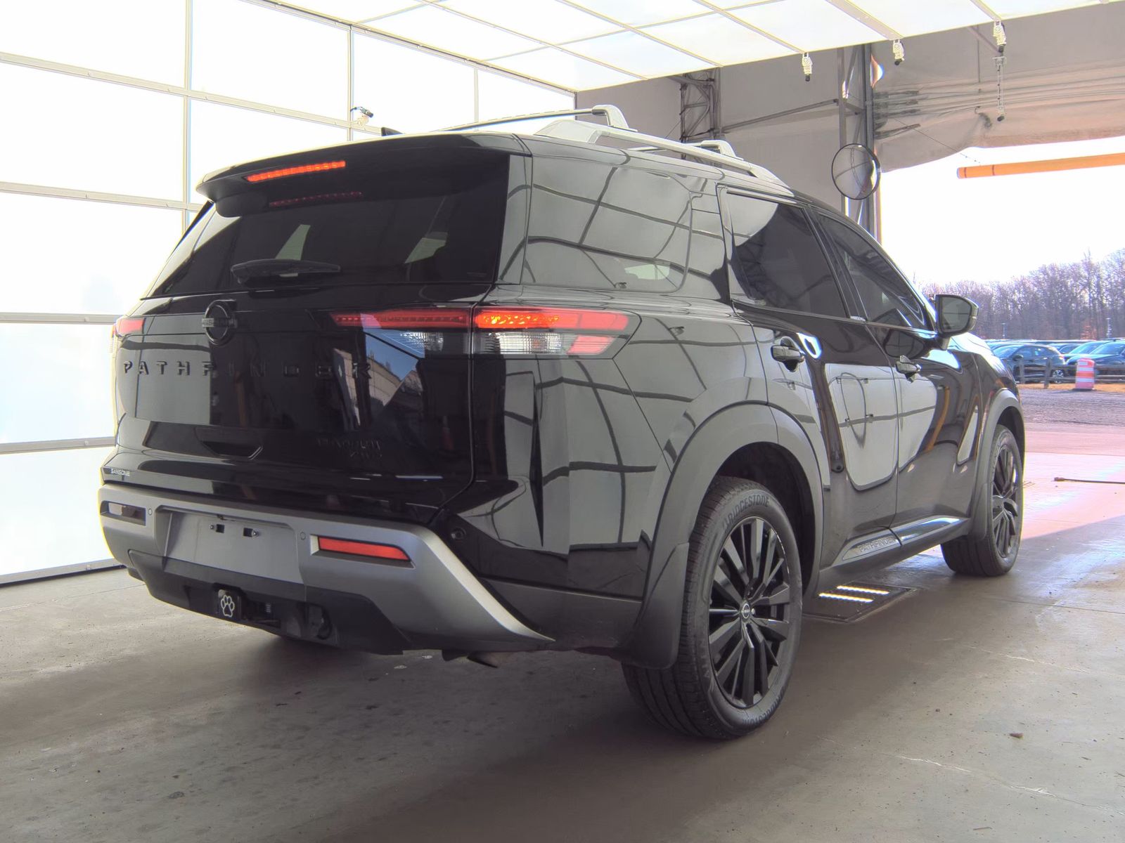 2024 Nissan Pathfinder Platinum AWD