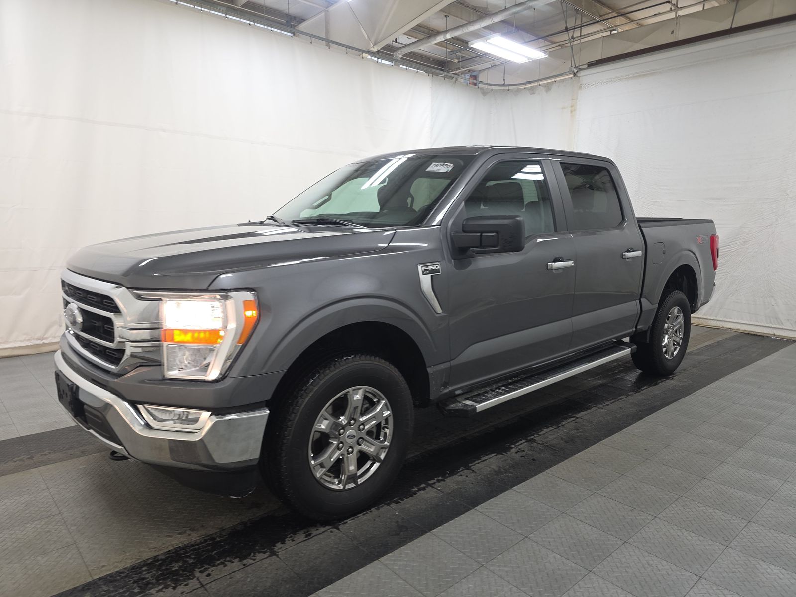 2023 Ford F-150 XLT AWD
