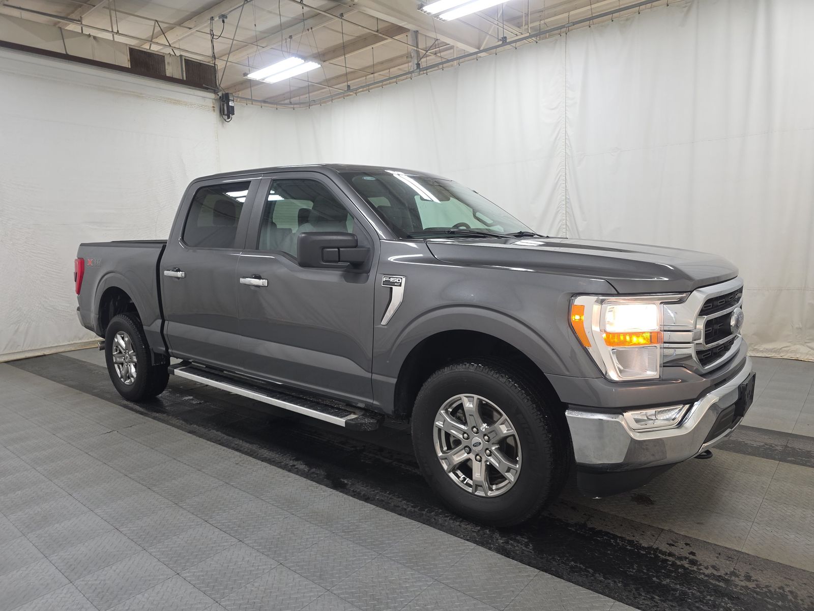 2023 Ford F-150 XLT AWD