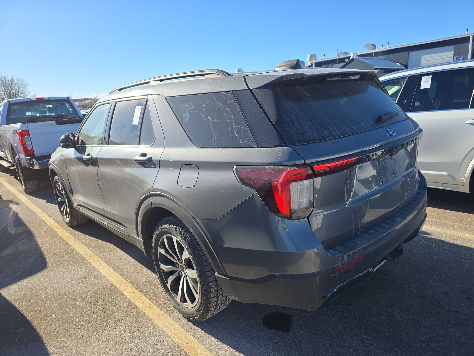 2025 Ford Explorer ST-Line AWD