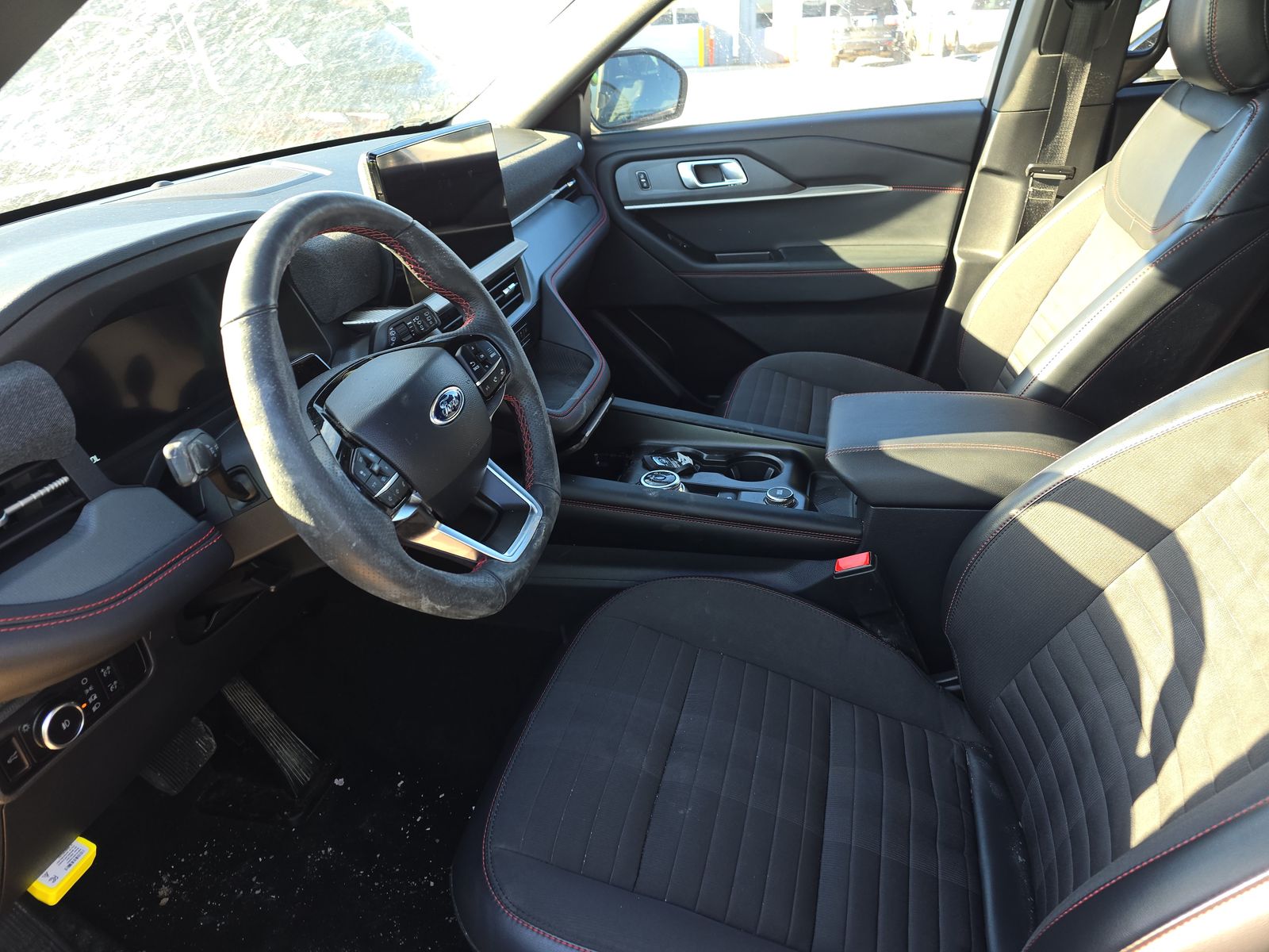 2025 Ford Explorer ST-Line AWD