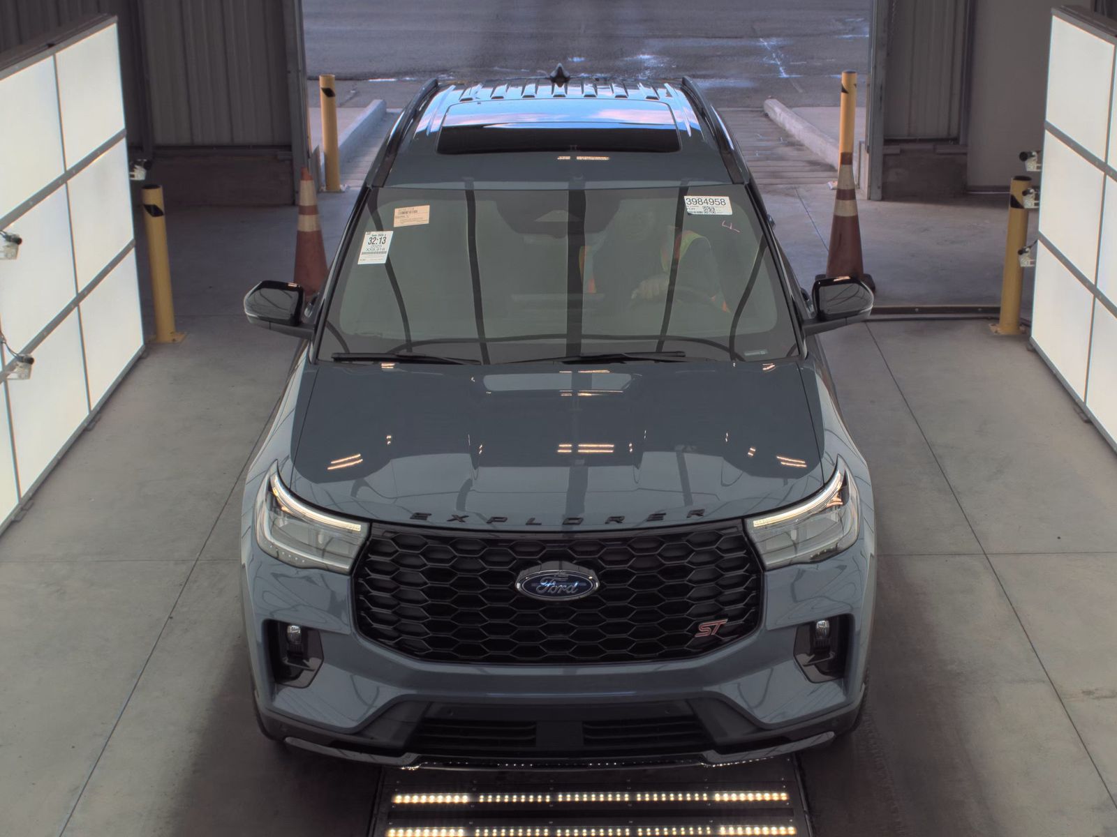 2025 Ford Explorer ST AWD