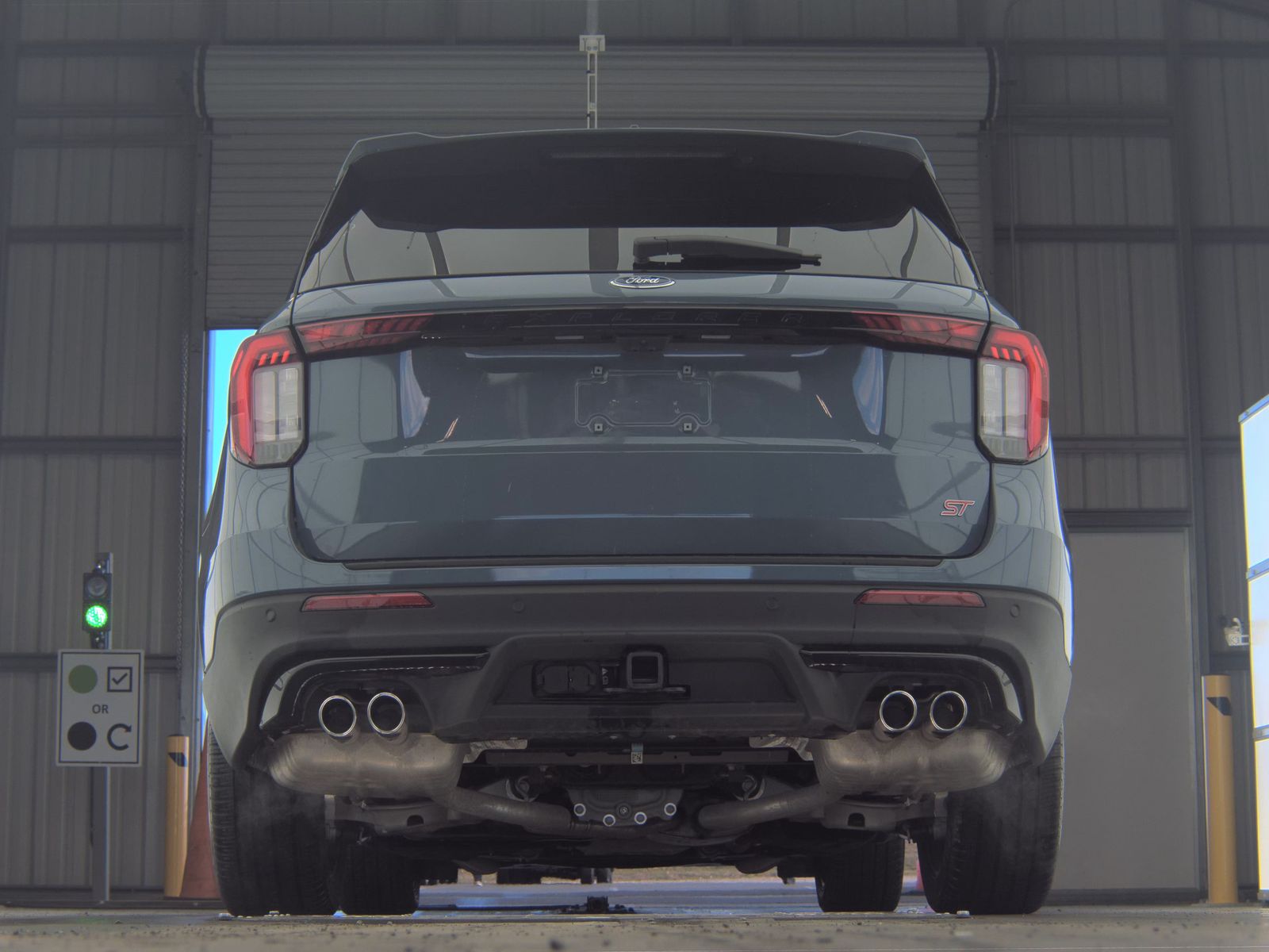 2025 Ford Explorer ST AWD