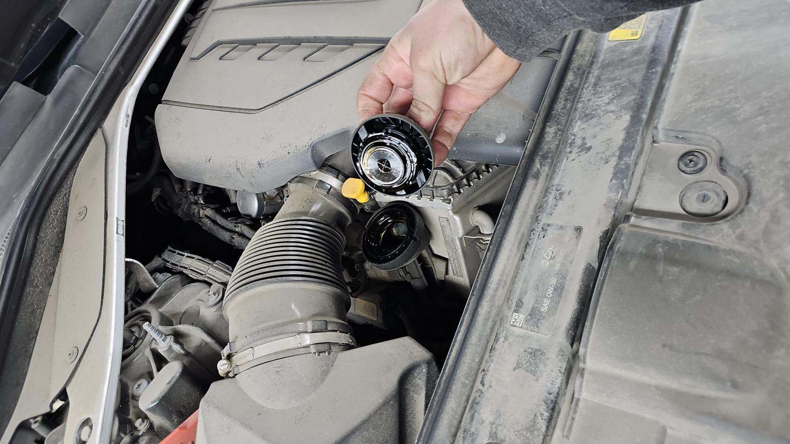 2023 Land Rover Range Rover SE LWB AWD