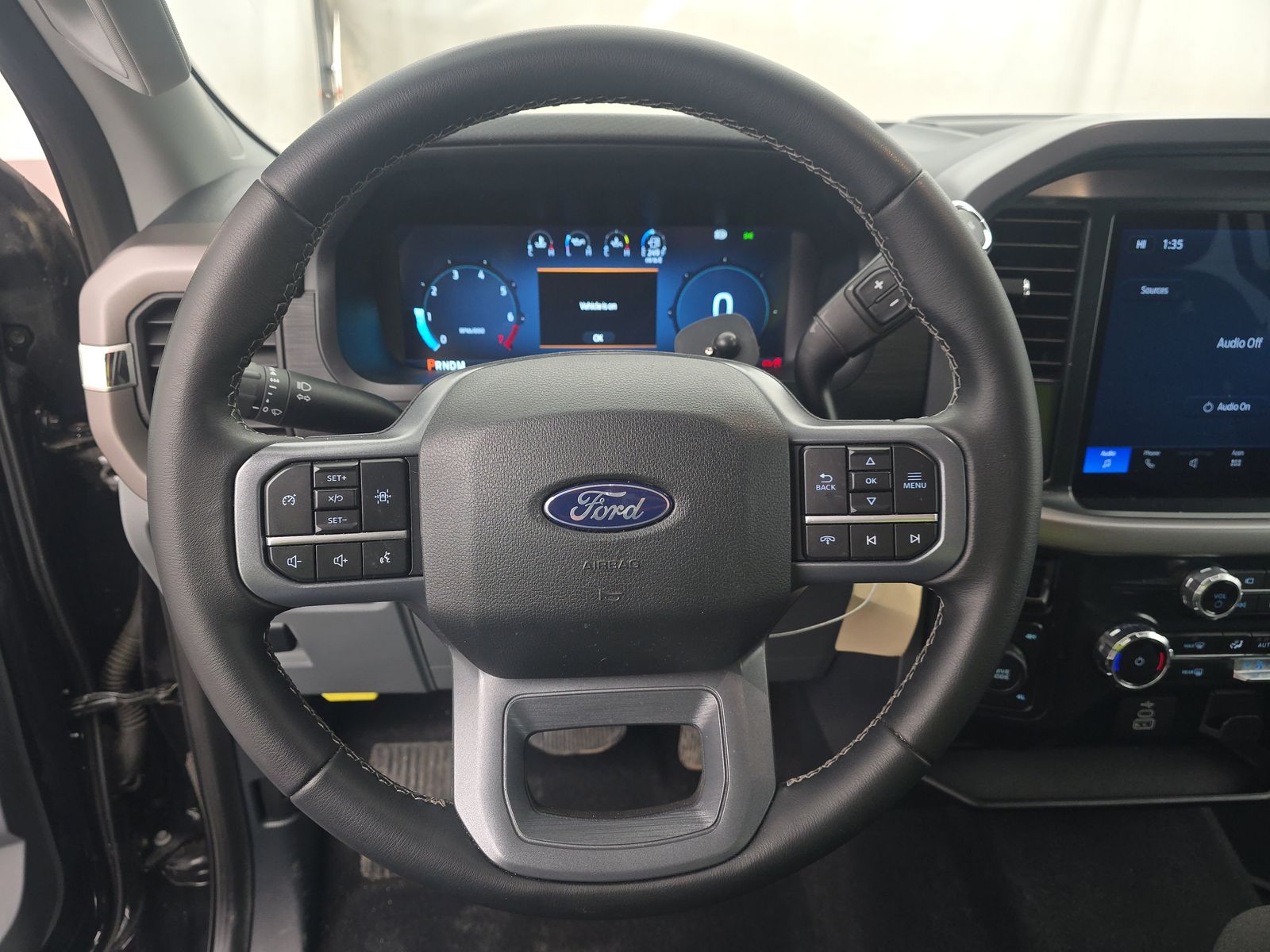 2025 Ford F-150 XLT AWD