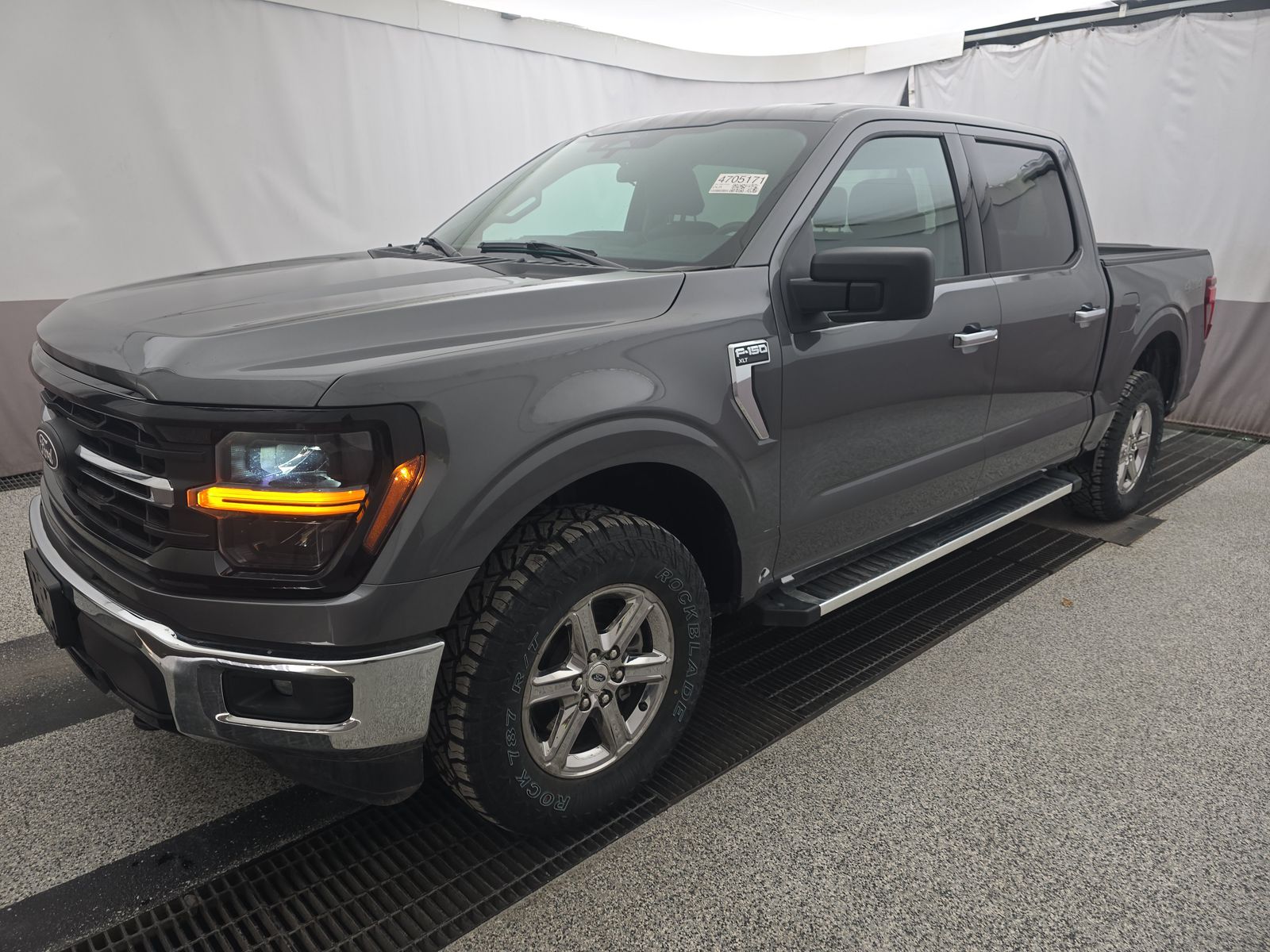 2025 Ford F-150 XLT AWD