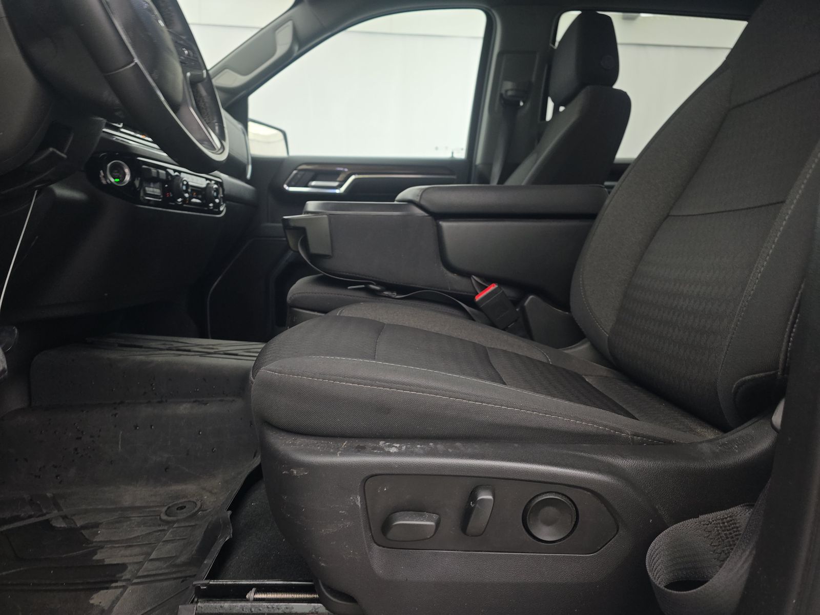 2023 Chevrolet Silverado 1500 RST AWD